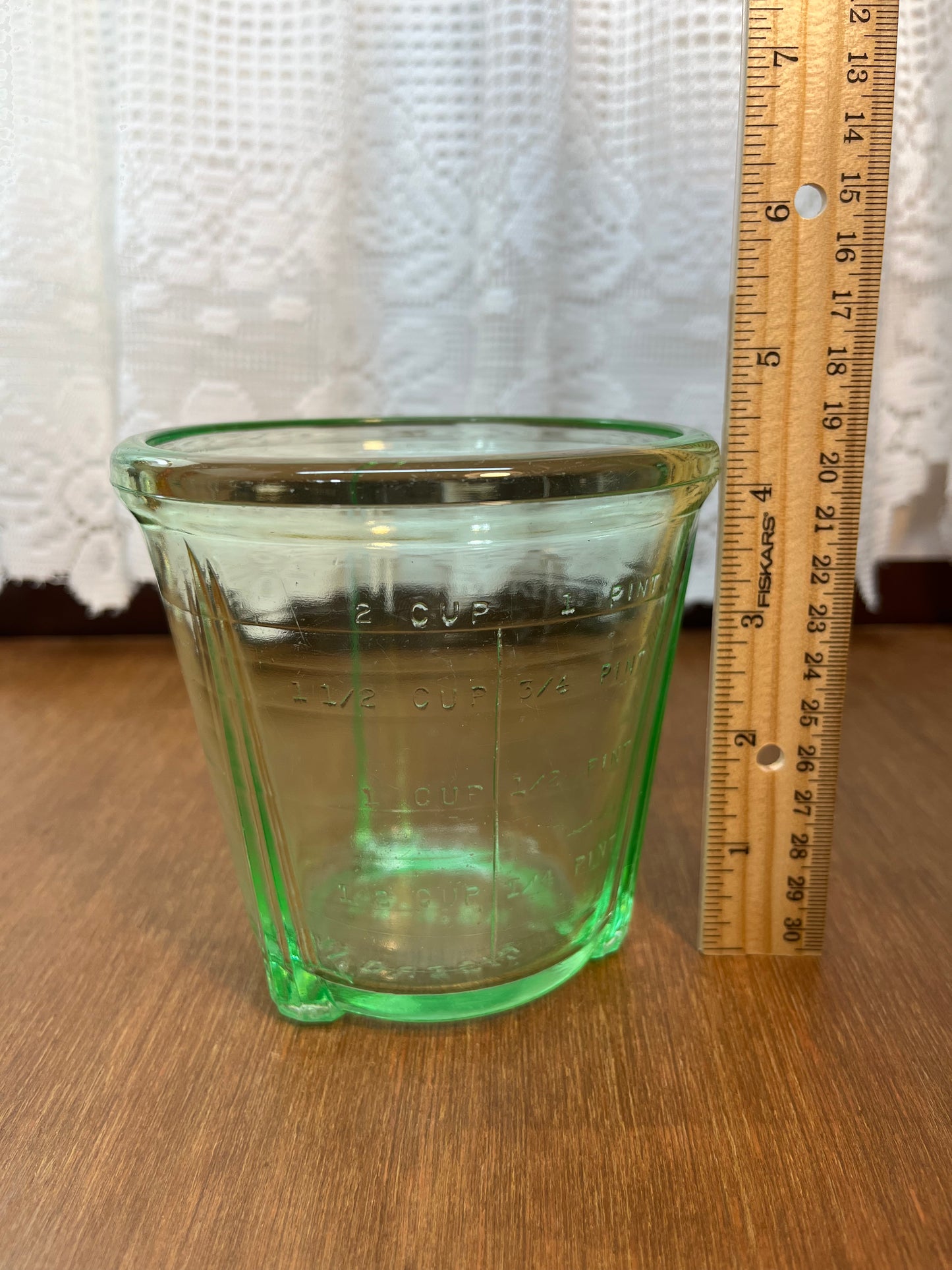 Vintage Uranium Glass Vidrio Products Corp 2 Cup Measuring Cup
