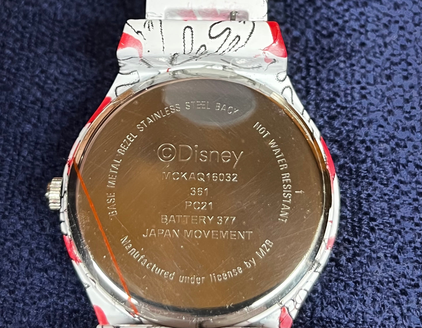 Analog Disney Mickey Mouse Bangle Gloves Watch
