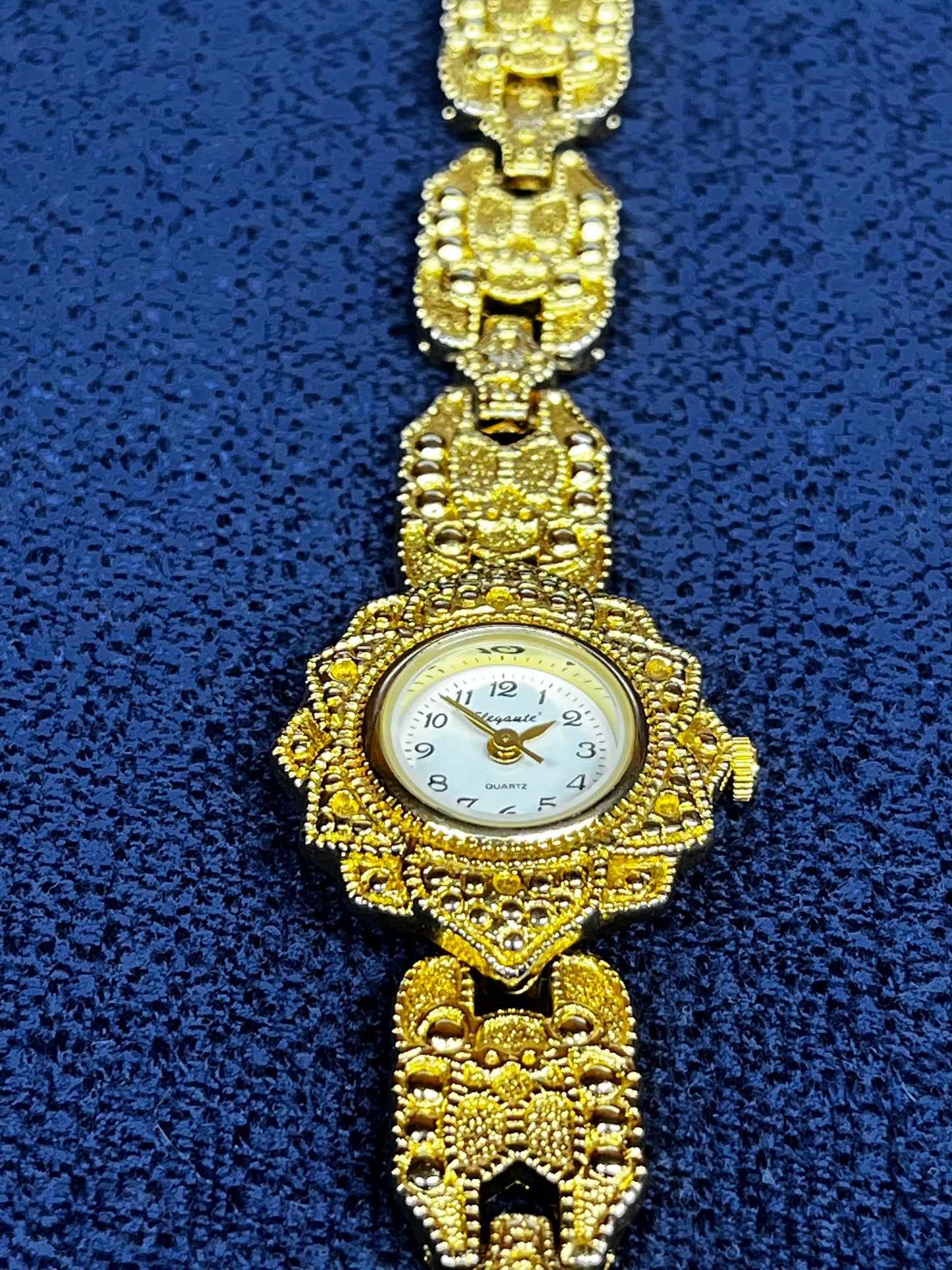 Beautiful Vintage Lotus Design Gold Plated Watch