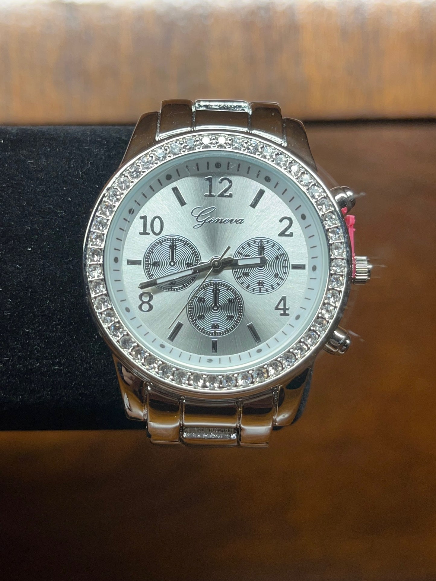 Designer Geneva Crystal Rhinestone Womens Ladies Stainless Bracelet Wrist Watch