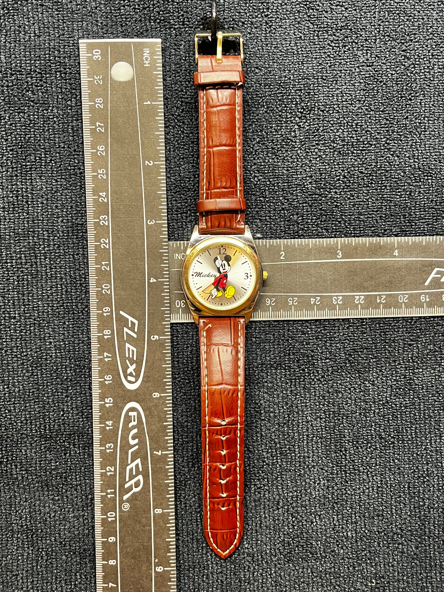 Vintage Mickey Mouse MCK623 Disney Watch
