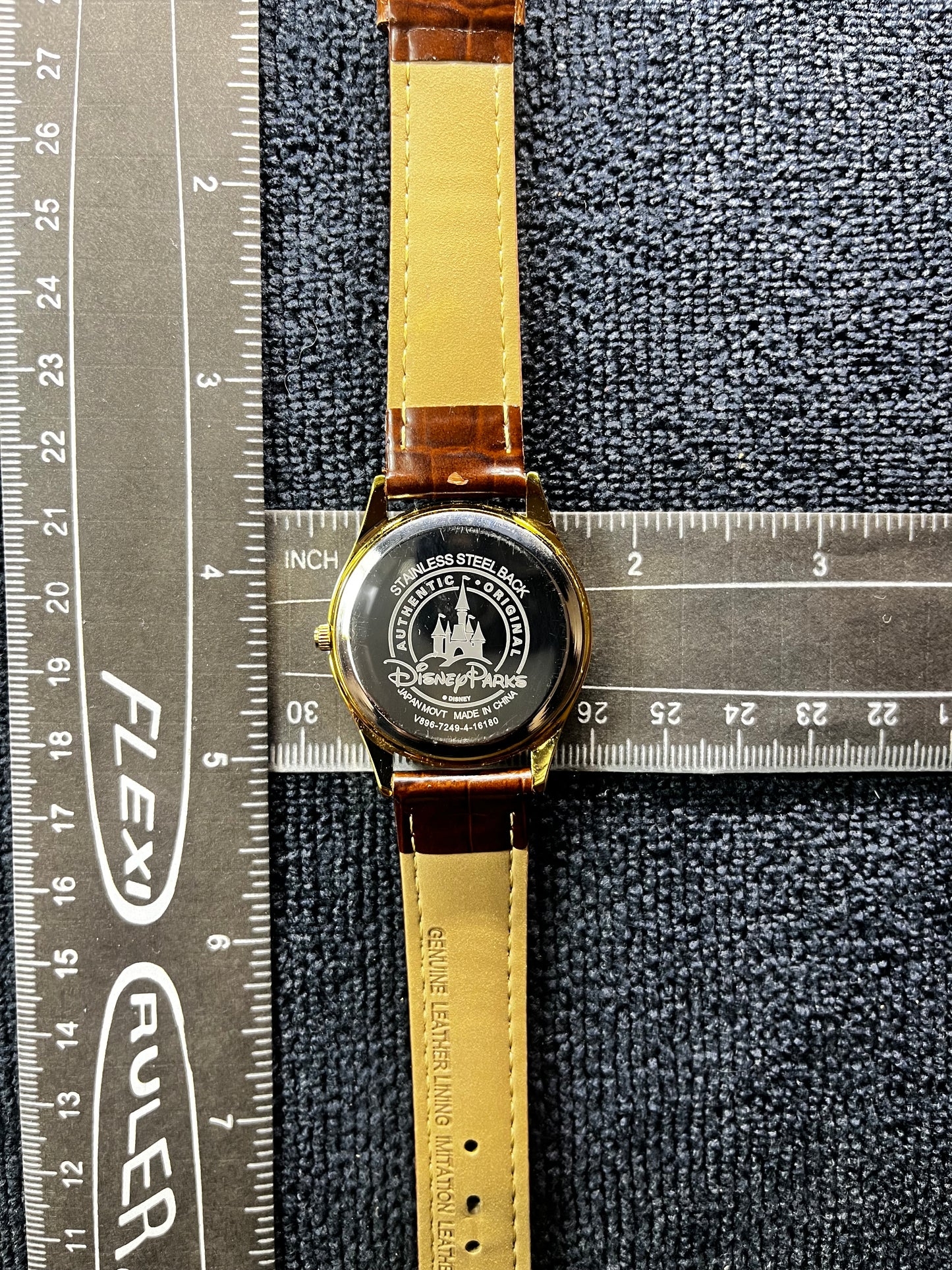 Vintage Quartz Disney Mickey Mouse Watch