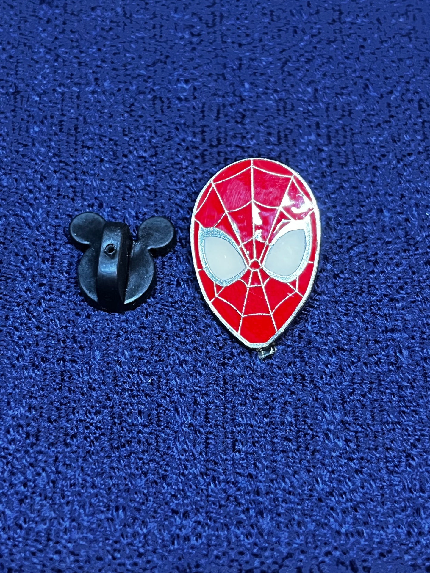 Spider-man Marvel Disney Head Pin