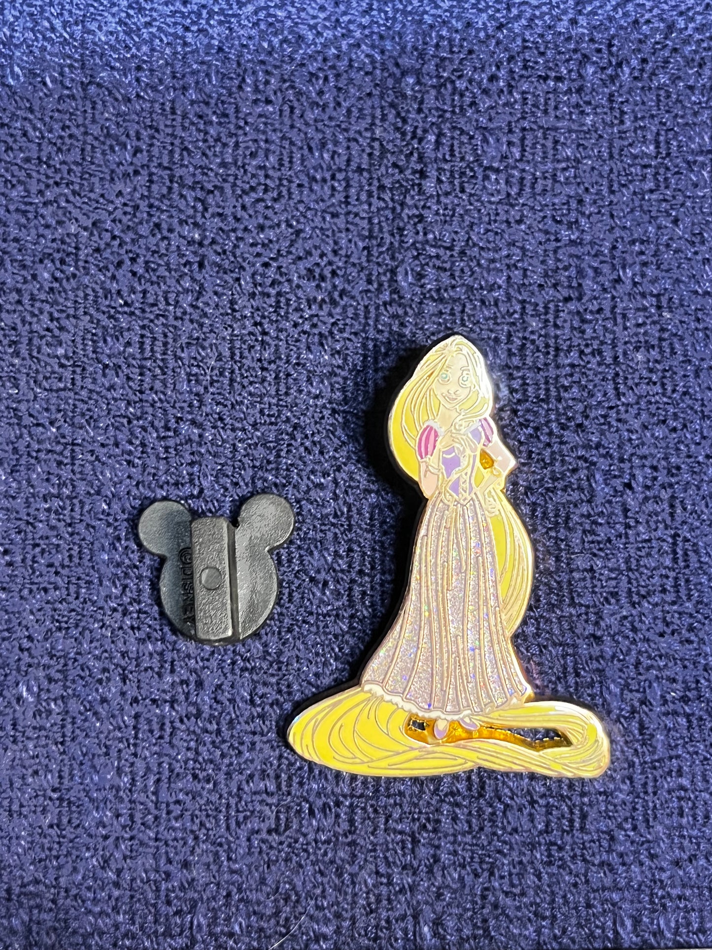 Rapunzel Disney Sparkle Dress Pin