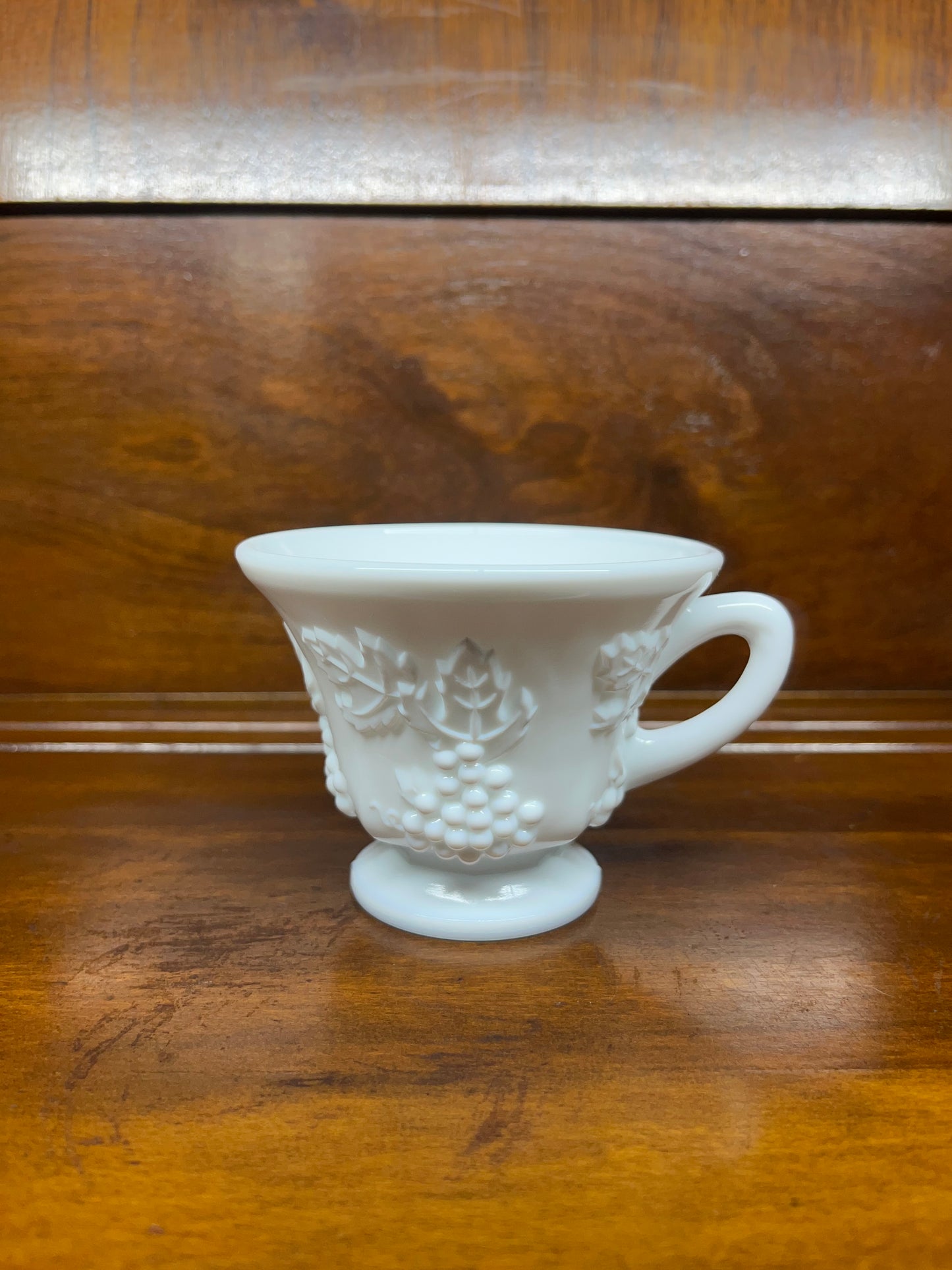 Vintage Colony Harvest Grape Milk Glass Cup