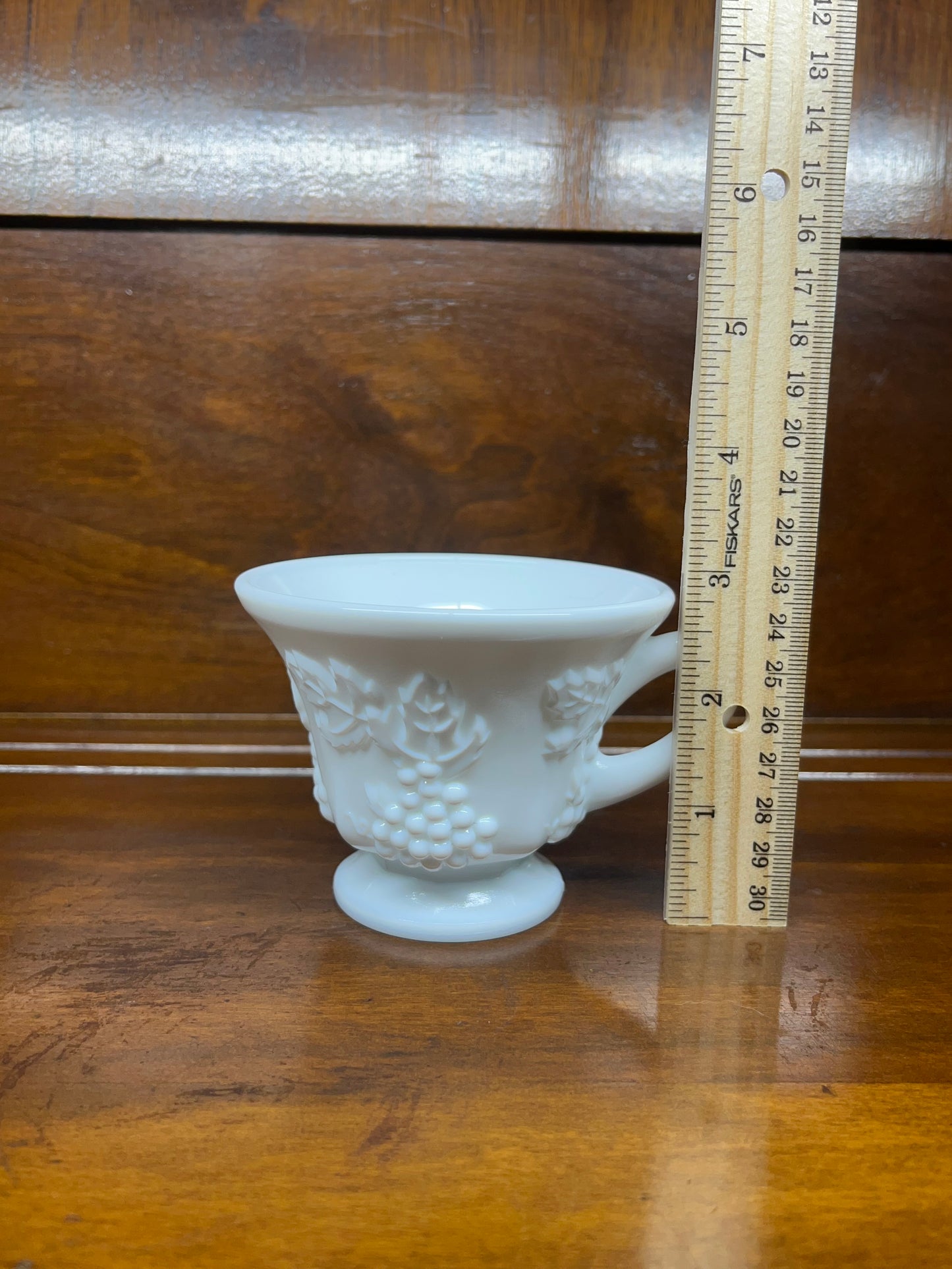 Vintage Colony Harvest Grape Milk Glass Cup