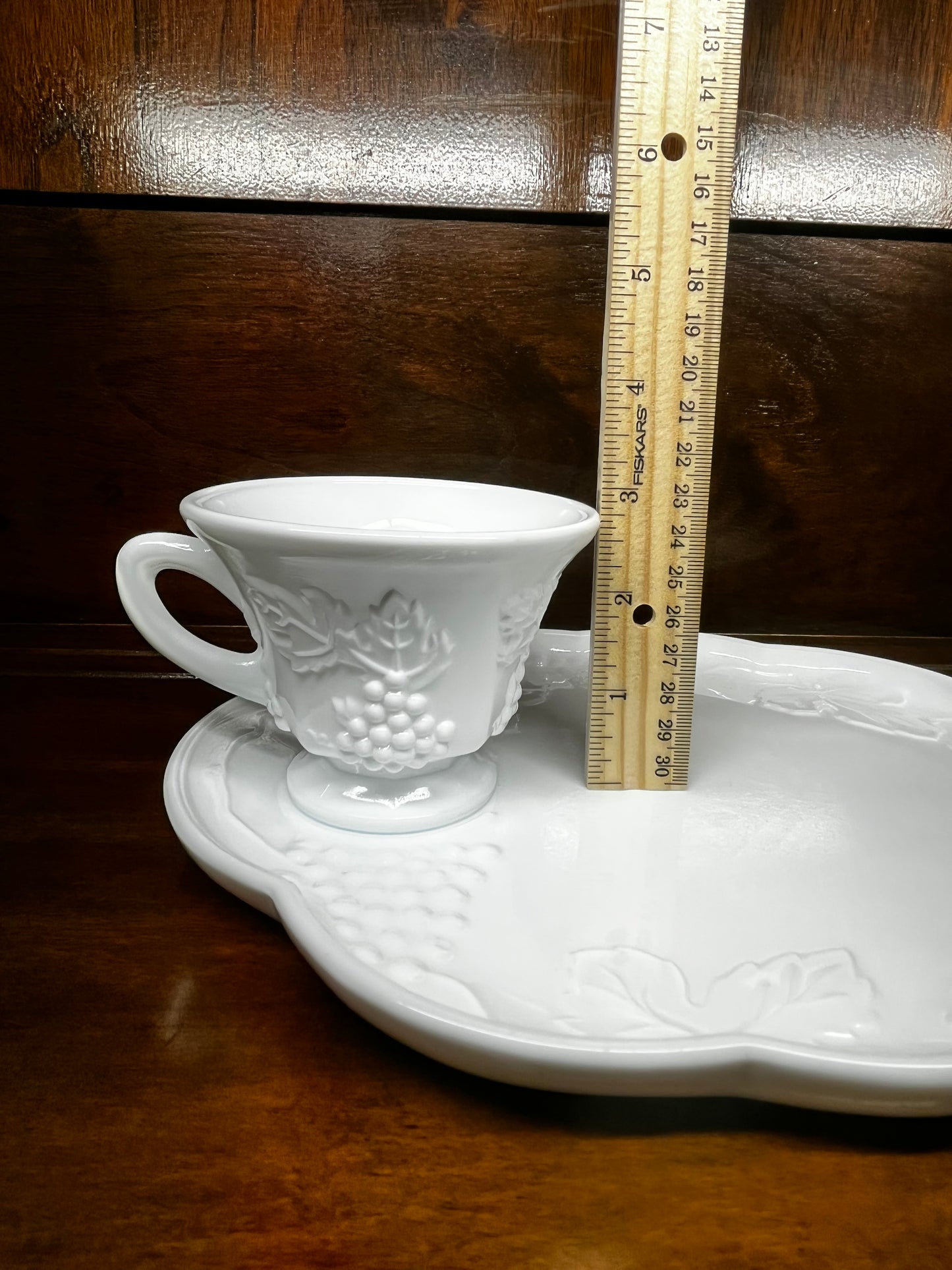 Vintage Harvest Grape Milk Glass Snack Set