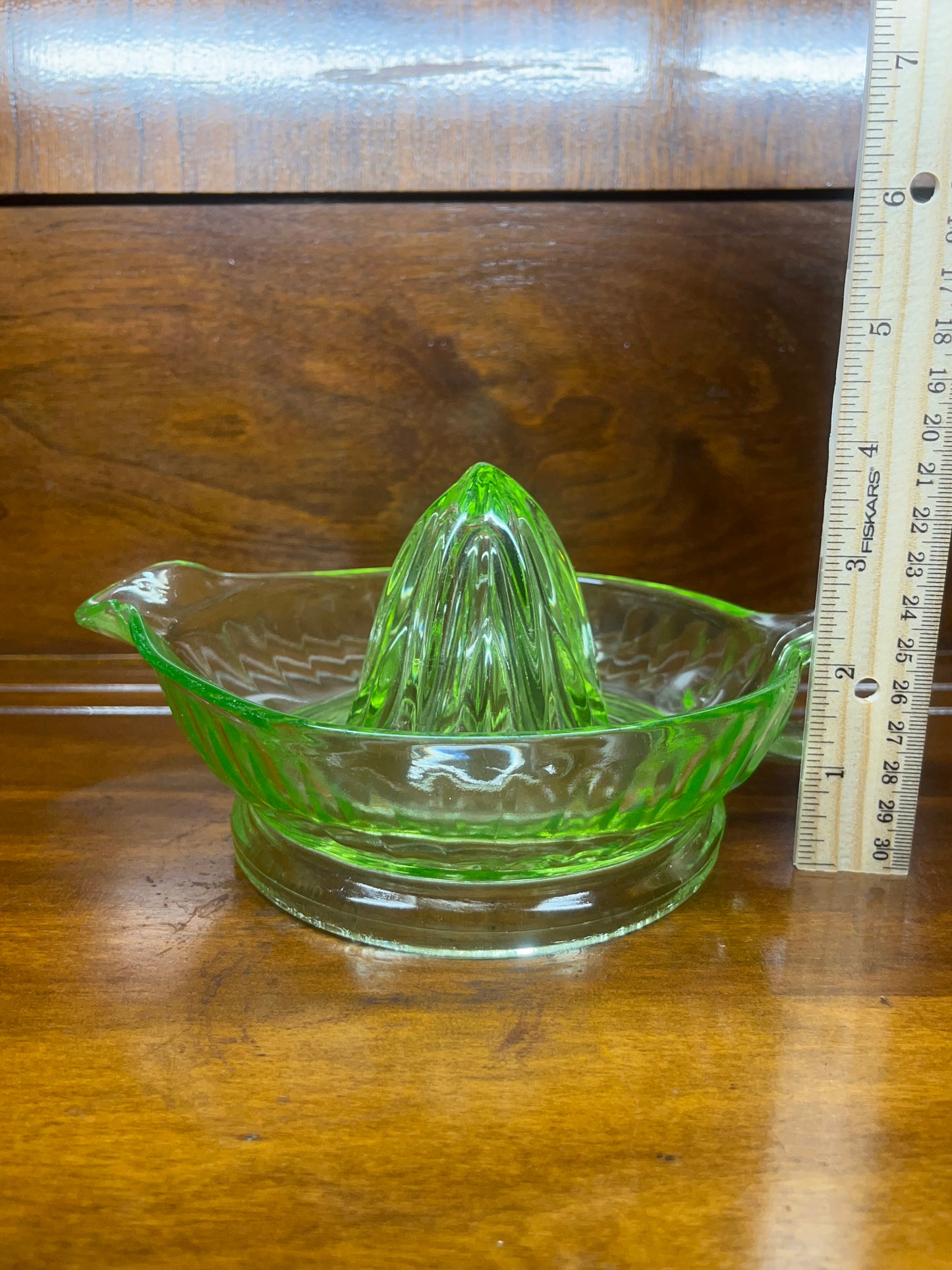 Vintage Depression Glass/ Uranium Glass Handle Juicer