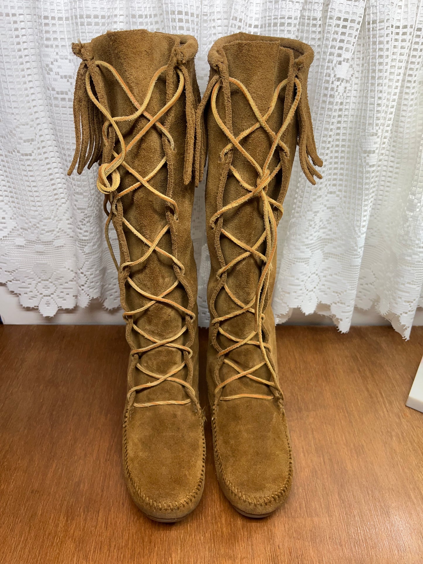 Brown Fringe Boho-chic Minnetonka Moccasin Front lace knee high boots!