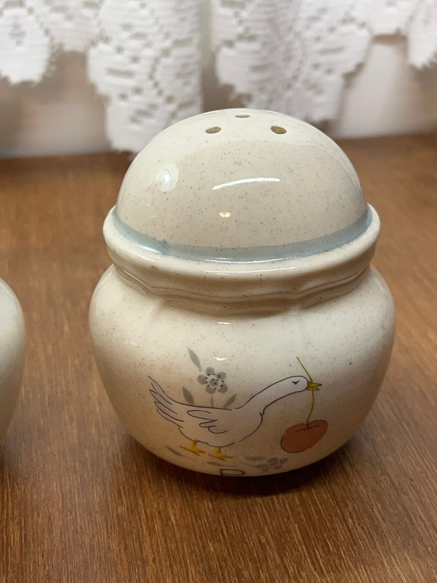 Vintage set of International Marmalade Goose/Geese Salt and Pepper Shaker