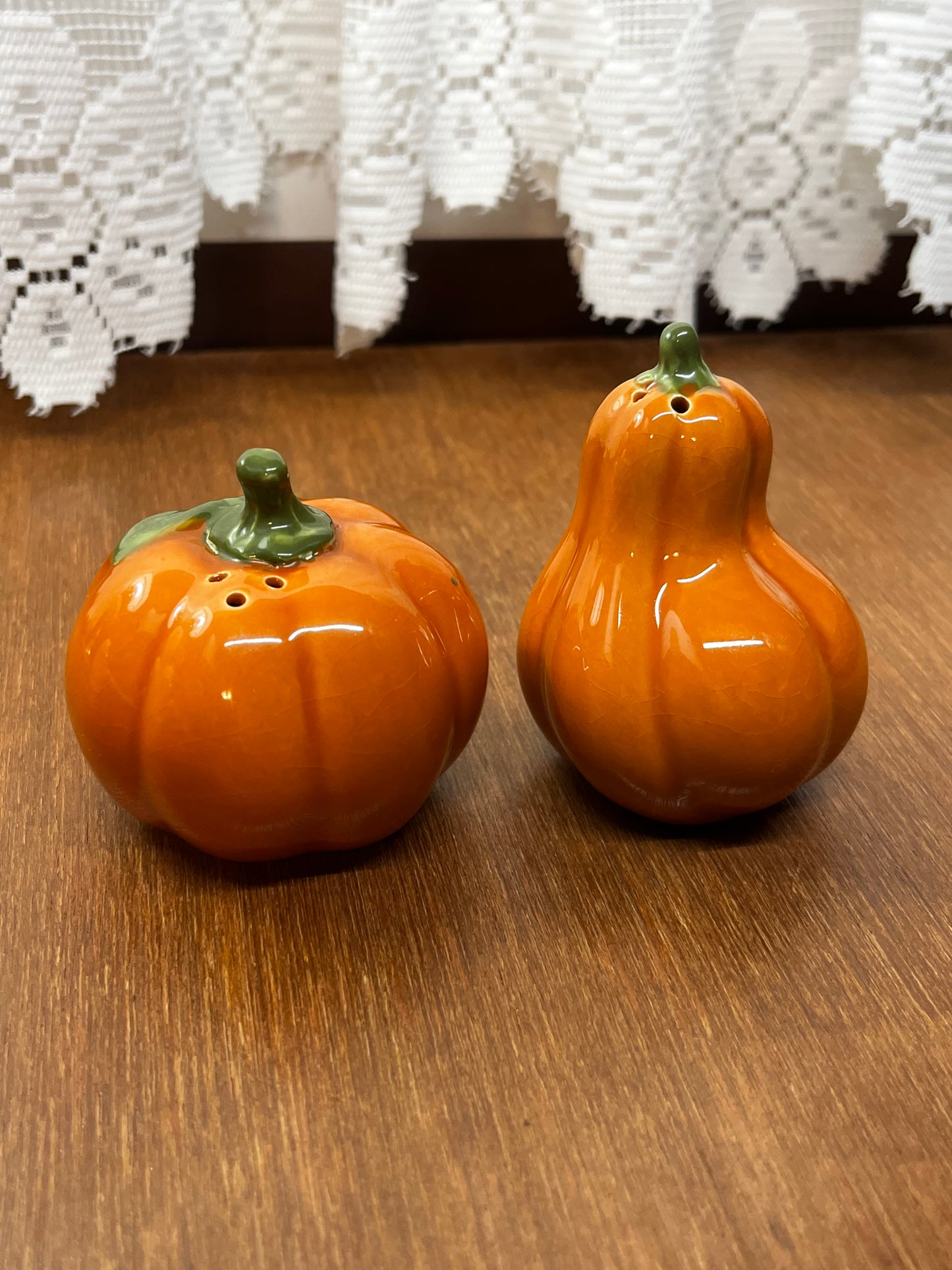 Pumpkin Fall & Autumn Salt and Pepper shakers