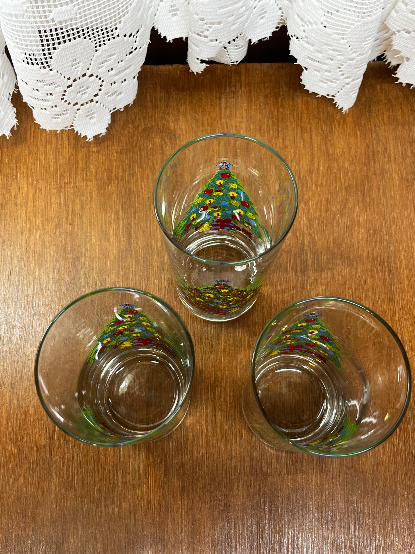 Vintage Christmas Tree, Christmas Tree with Presents Drinking Glasses