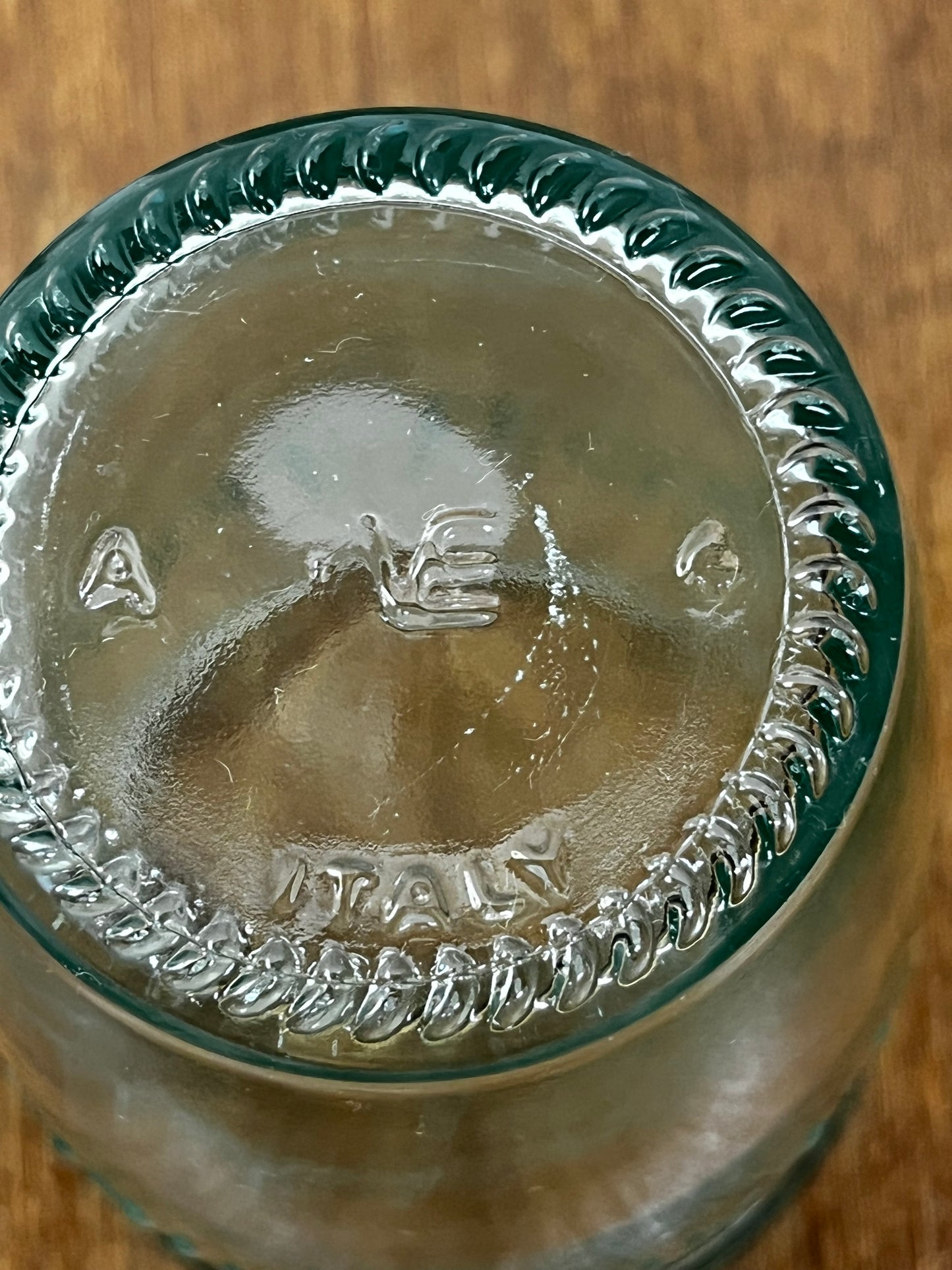 Green Glass Milch Leche Mjolk Lait Embossed Italy