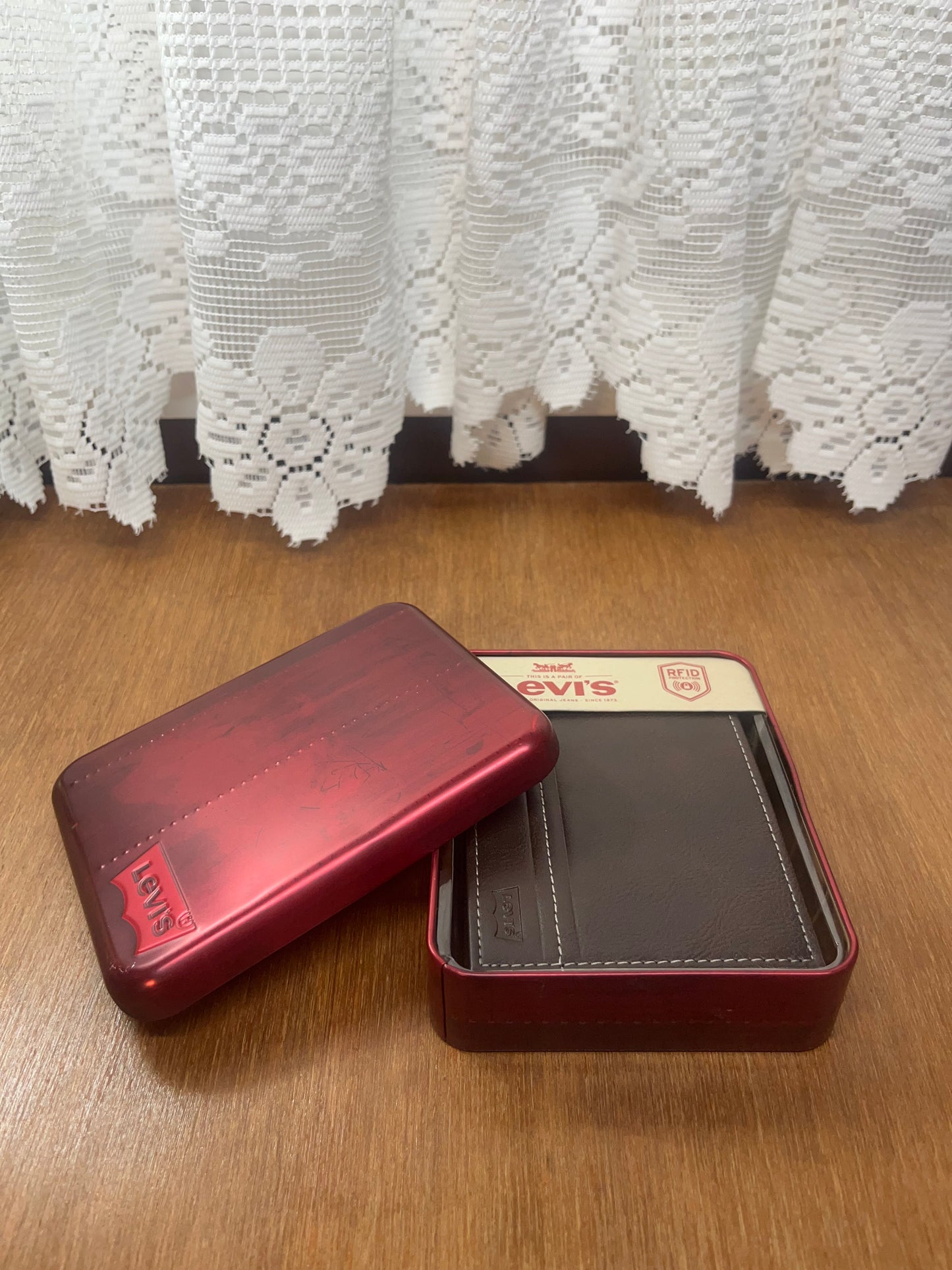 Mens Dark Brown Levis RFID Blocking Wallet