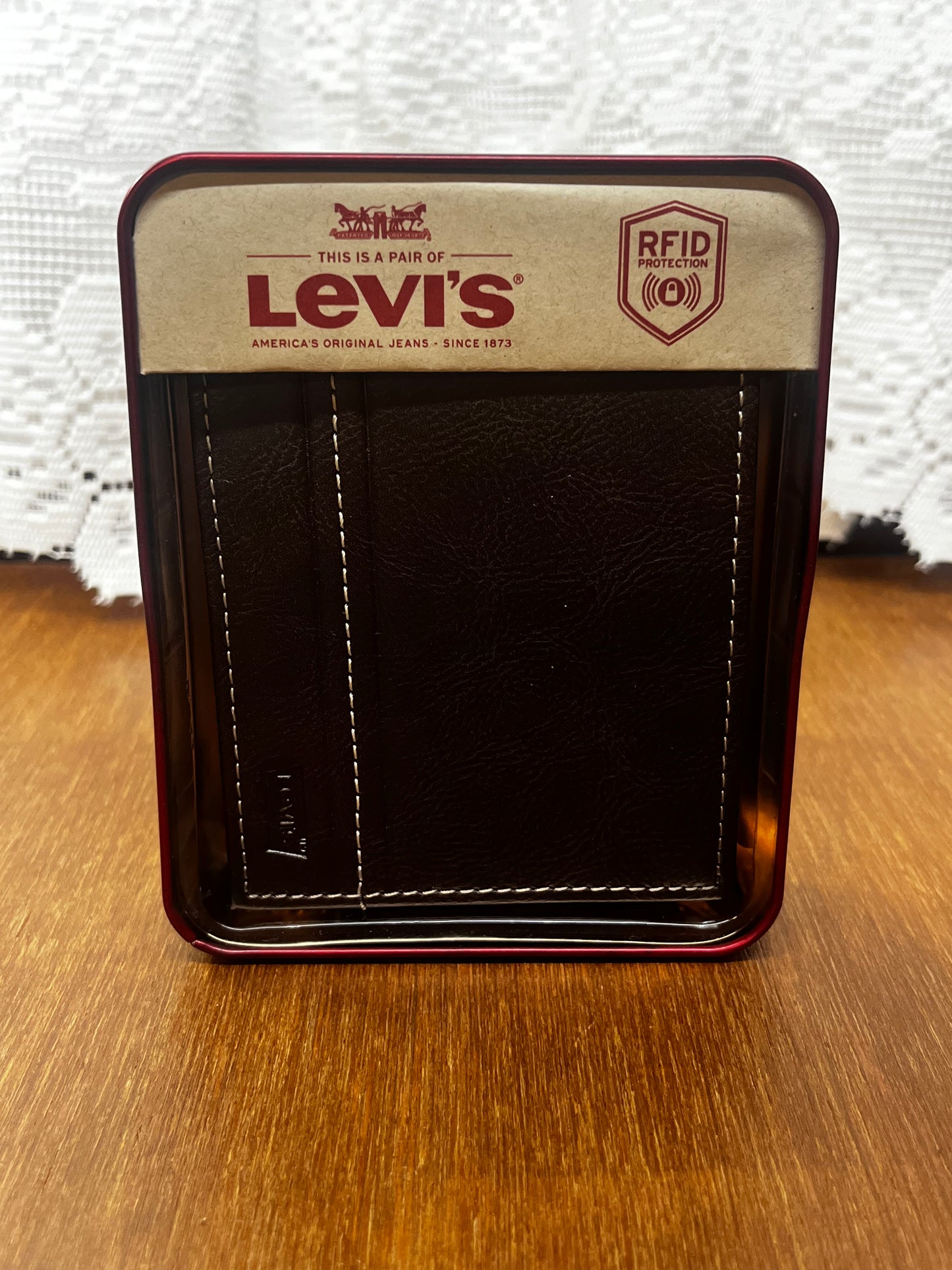 Mens Dark Brown Levis RFID Blocking Wallet