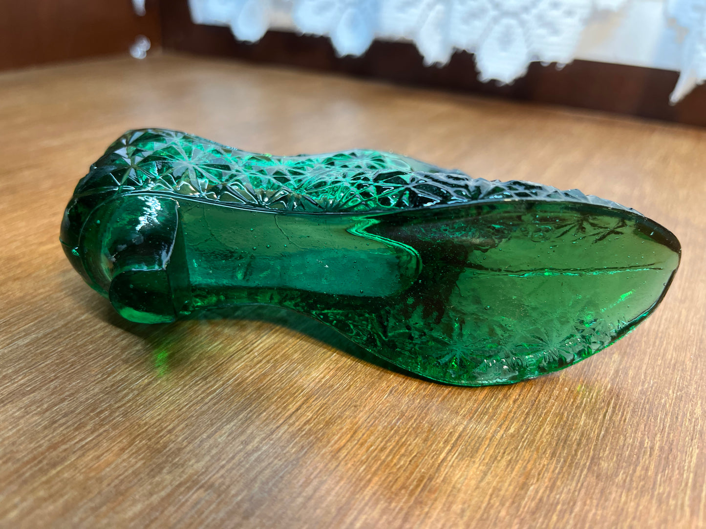 Vintage Forest Green Cat Face Art Glass Shoe