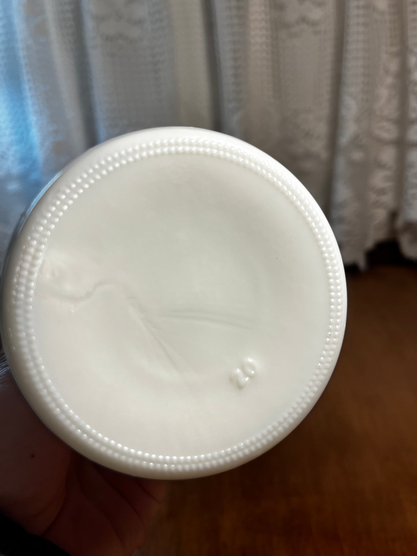 Vintage Stars And Bars Scallop Top Milk Glass Bud Vase