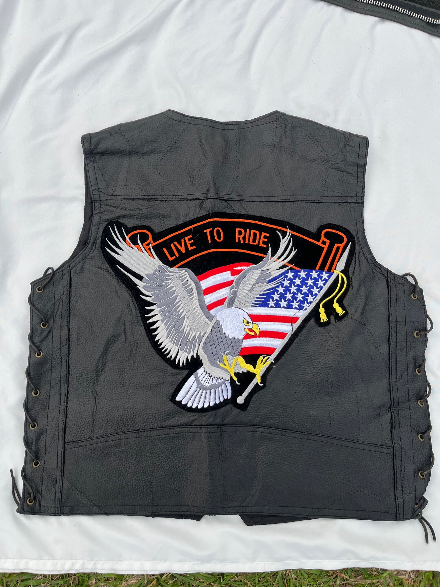 Diamond Plate Genuine Leather Vest with Eagle M