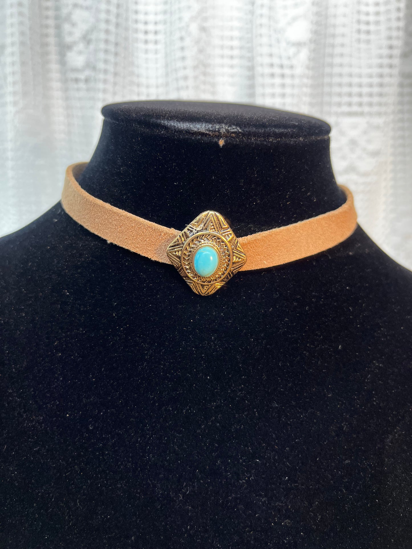 Brown Choker Necklace with Turquoise Stone