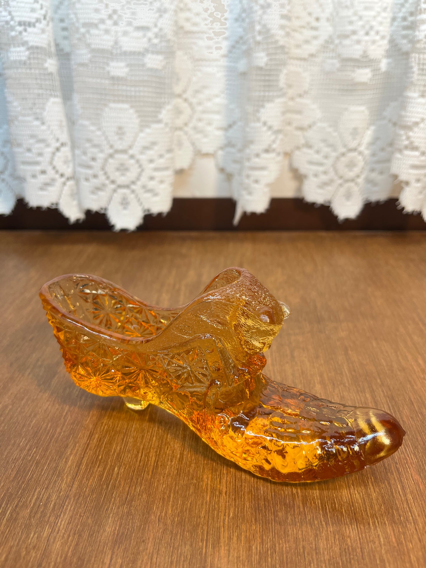 Vintage Amber Cat Face Art Glass Shoe