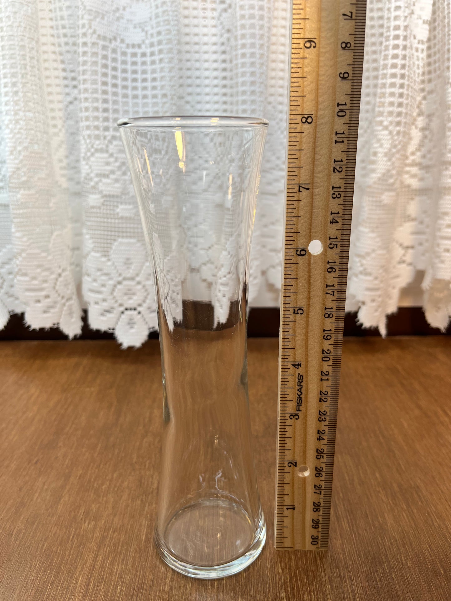 Slim Simplistic Bud Vase