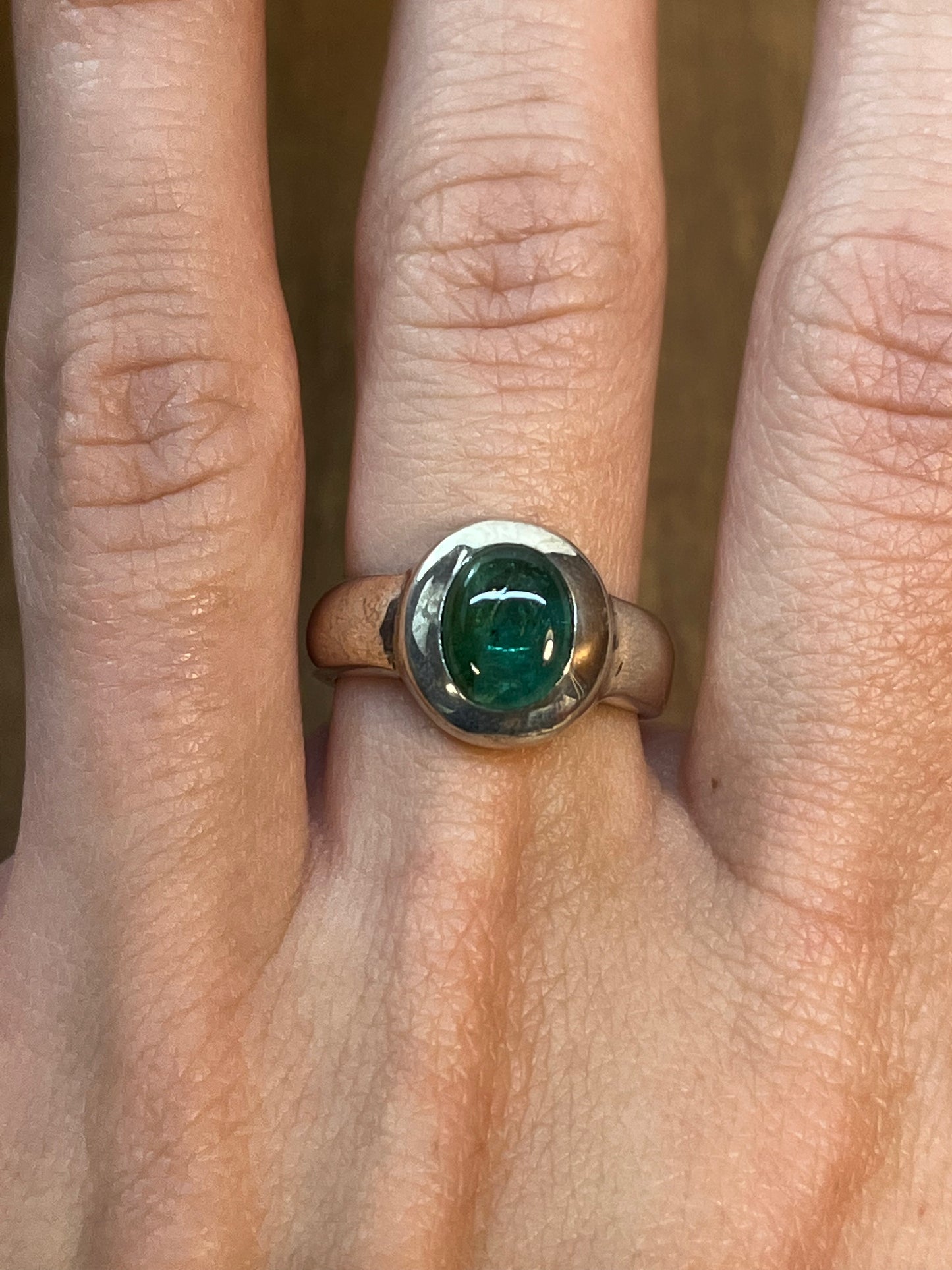 Vintage Emerald Green Oval Ring