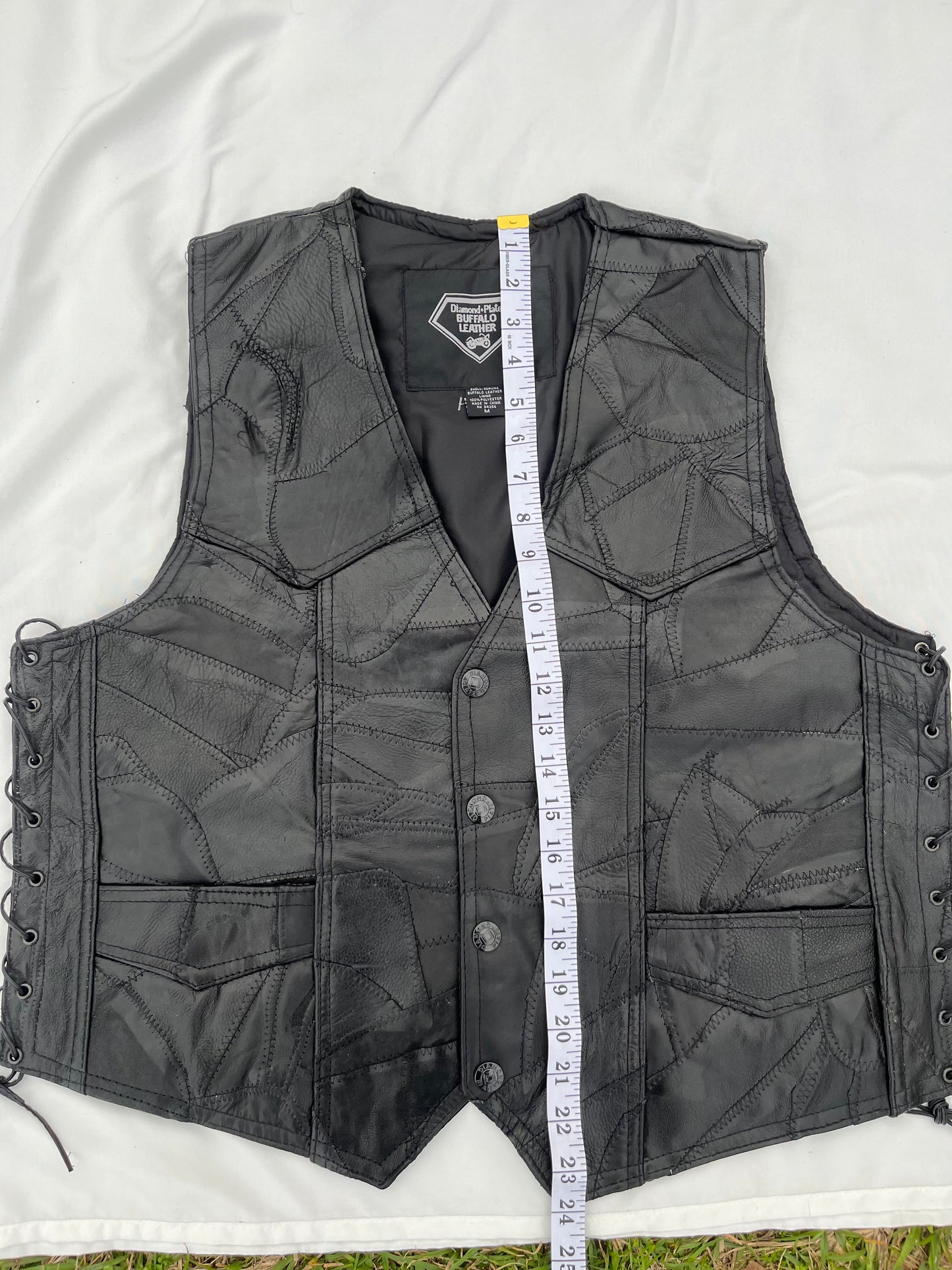 Diamond Plate Buffalo Leather Vest M