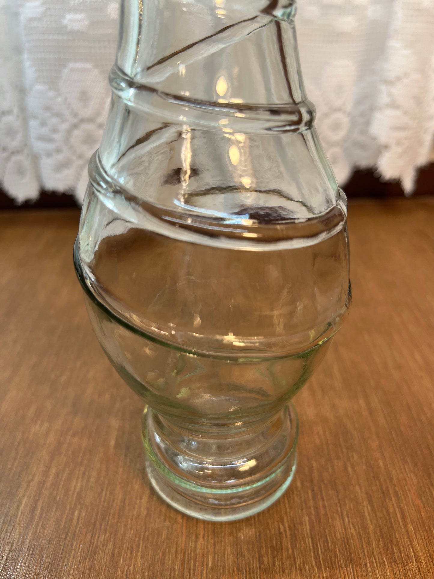 Clear Spiral Bud Flower Vase