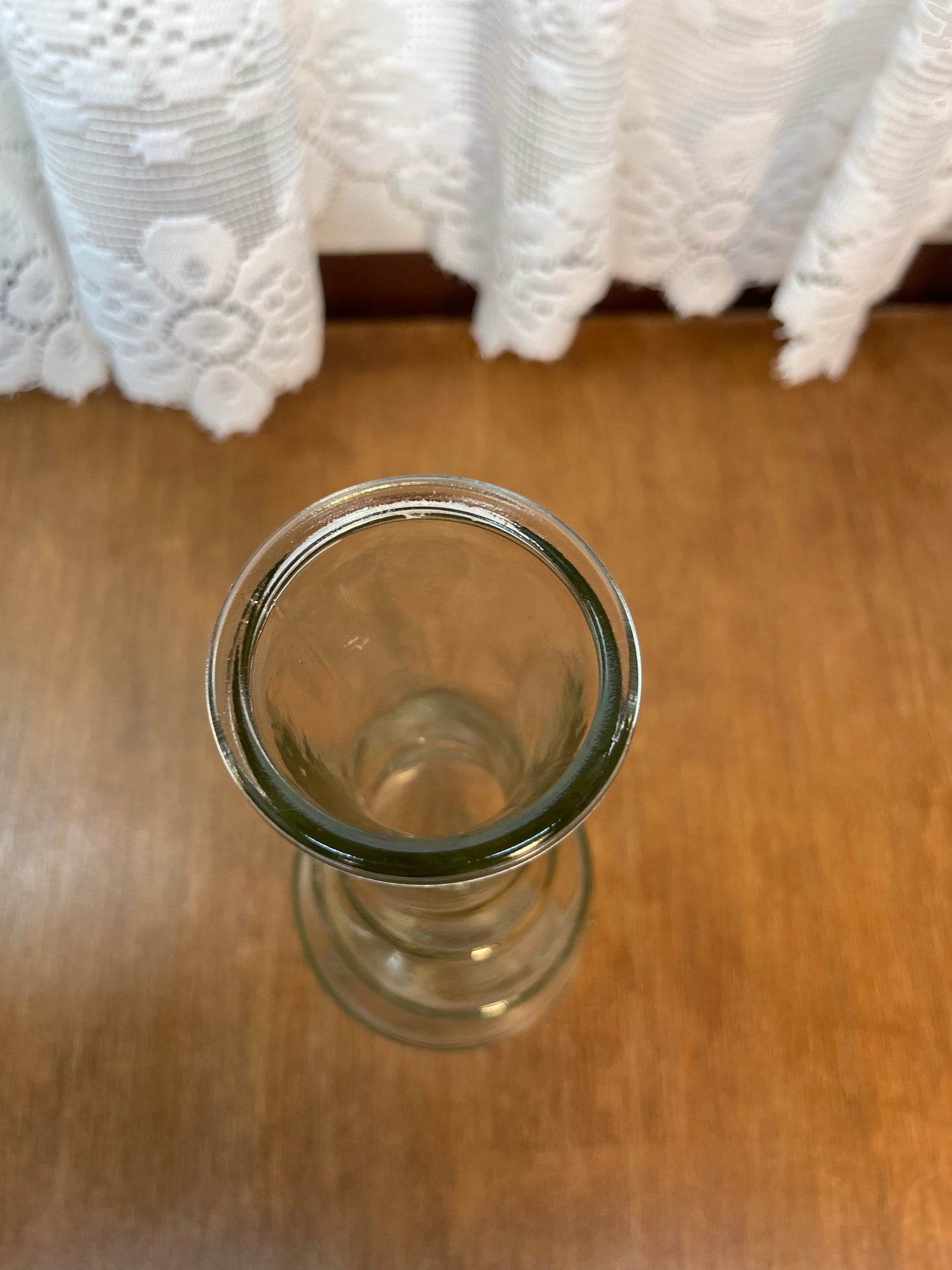 Clear Spiral Bud Flower Vase