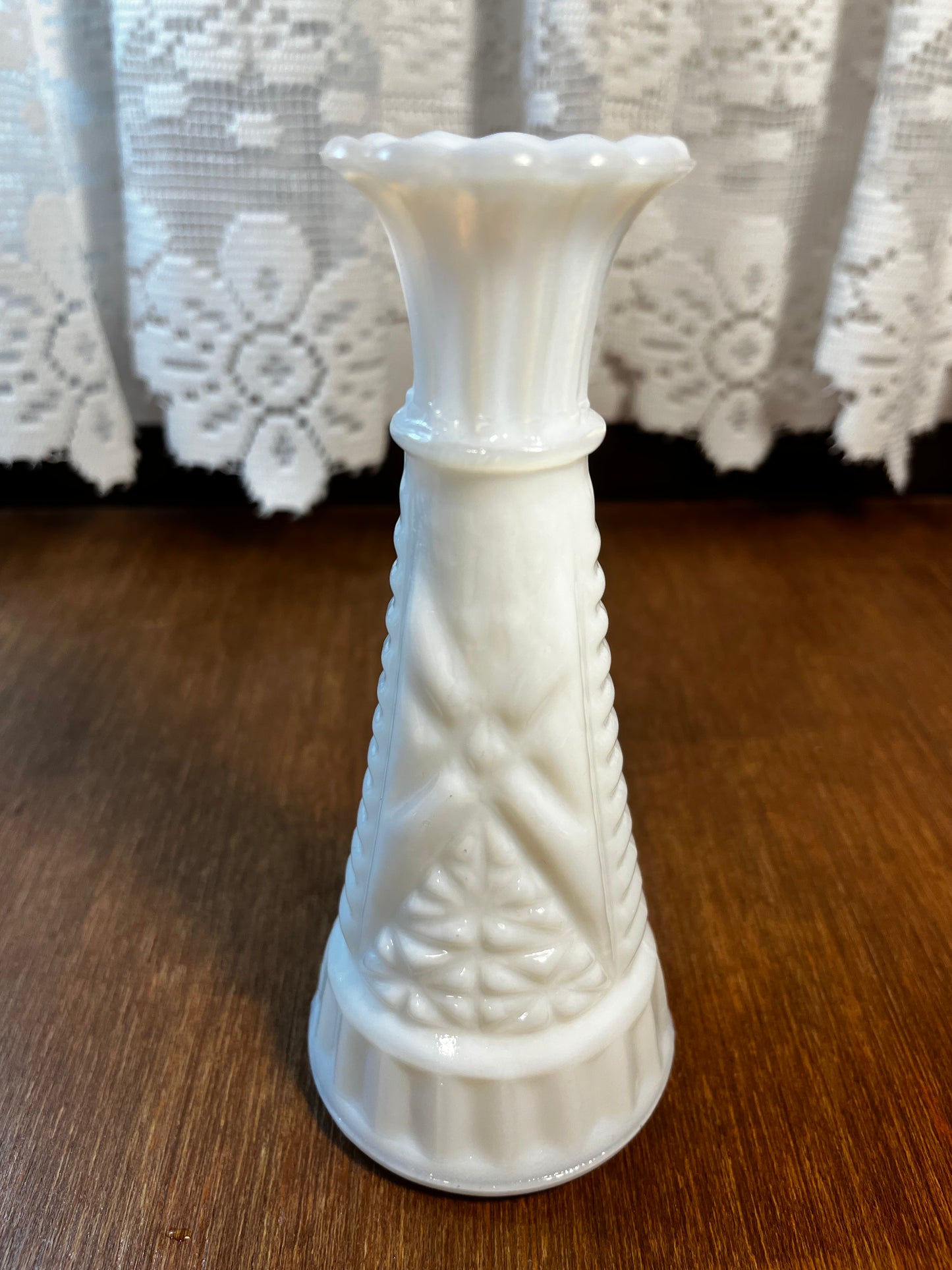 Anchor hocking Vintage Milk Glass Bud Base