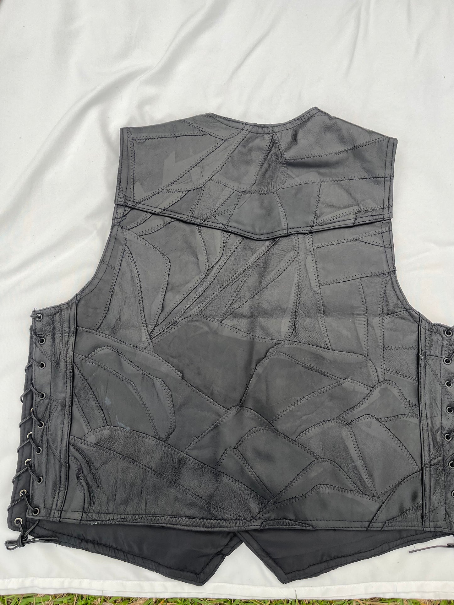 Diamond Plate Buffalo Leather Vest M