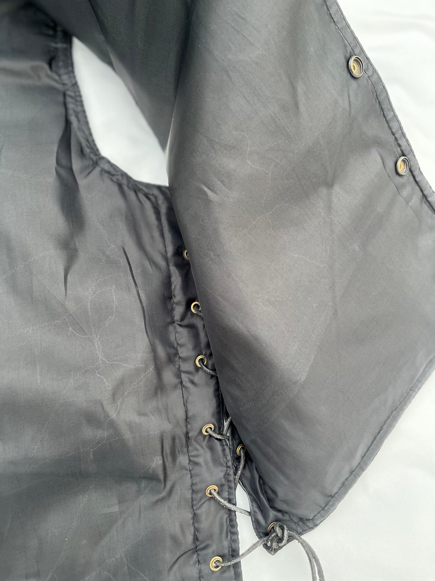 Diamond Plate Genuine Leather Vest With Eagle