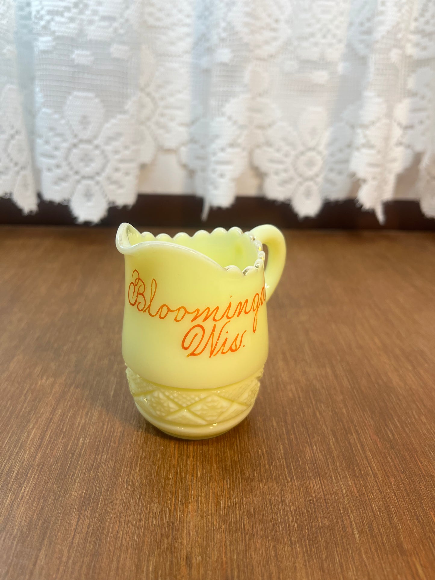 Vintage Heisey Bloomingdale Wisconsin Souvenir Uranium Glass