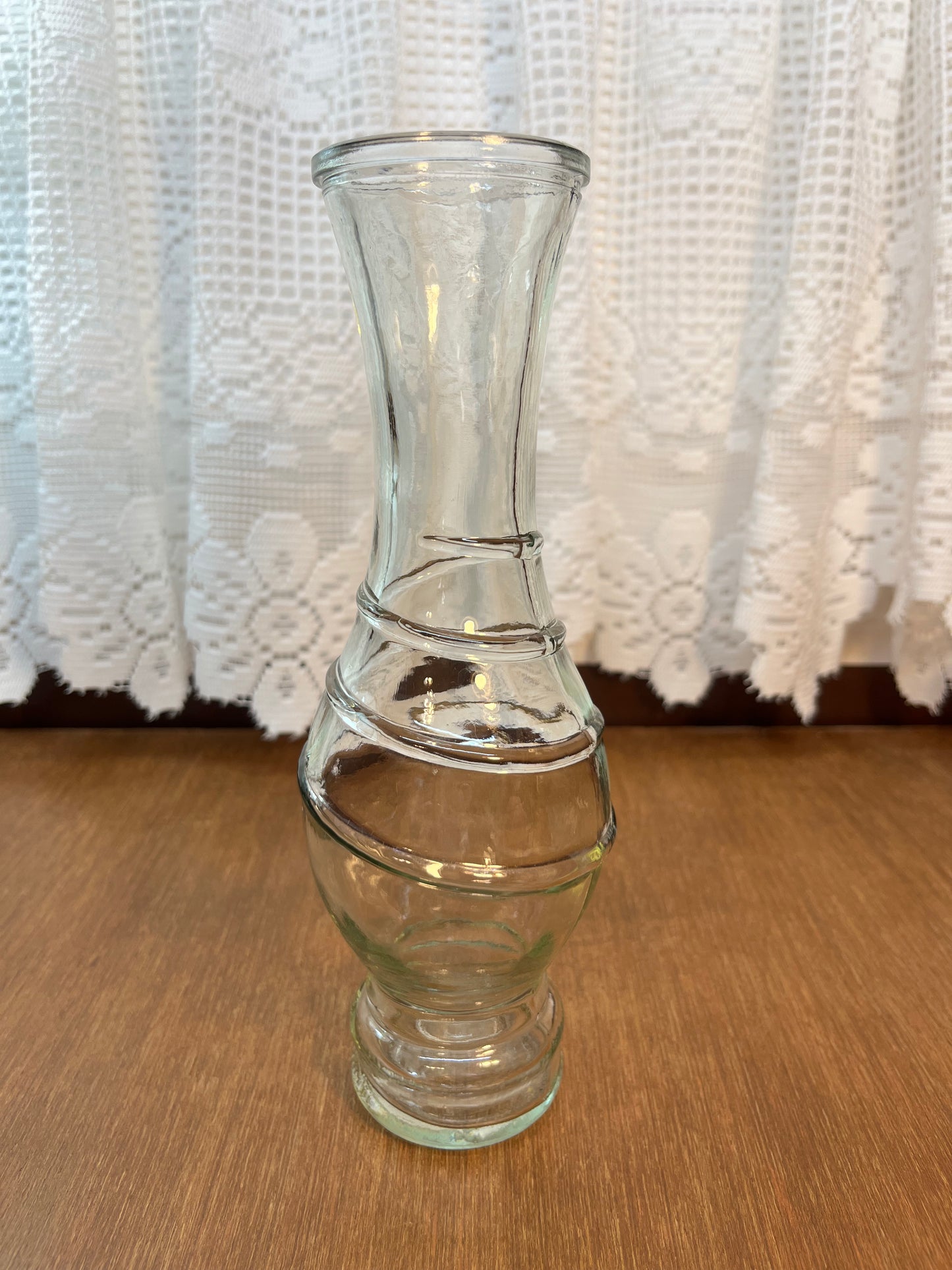 Clear Spiral Bud Flower Vase