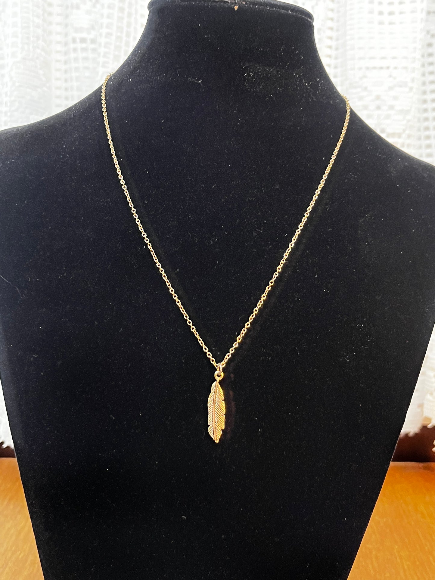 Feather Pendant Necklace
