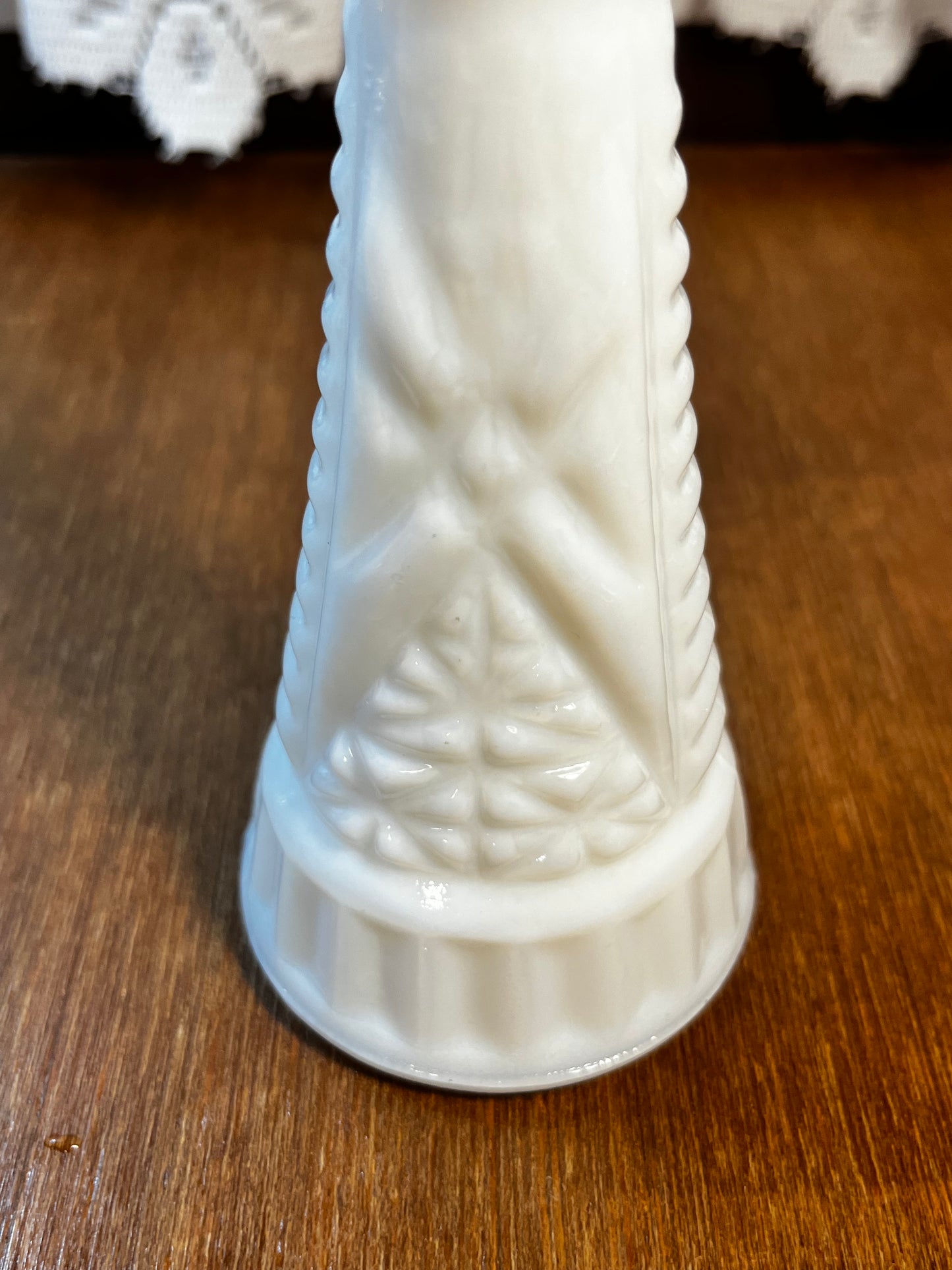 Anchor hocking Vintage Milk Glass Bud Base