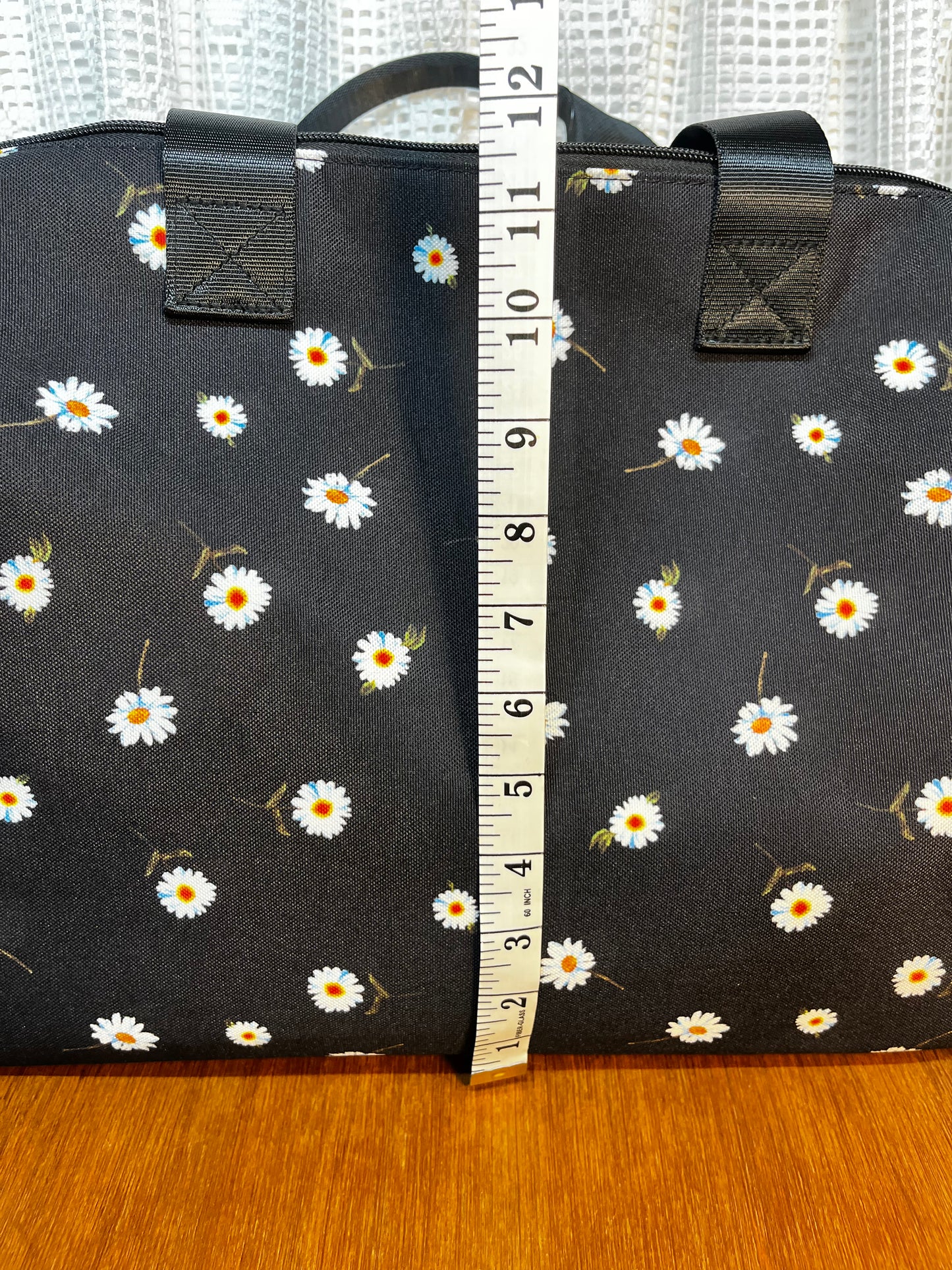 Alice and Olivia Reversible Daisy Hat And Daisy Duffle Bag With Tags