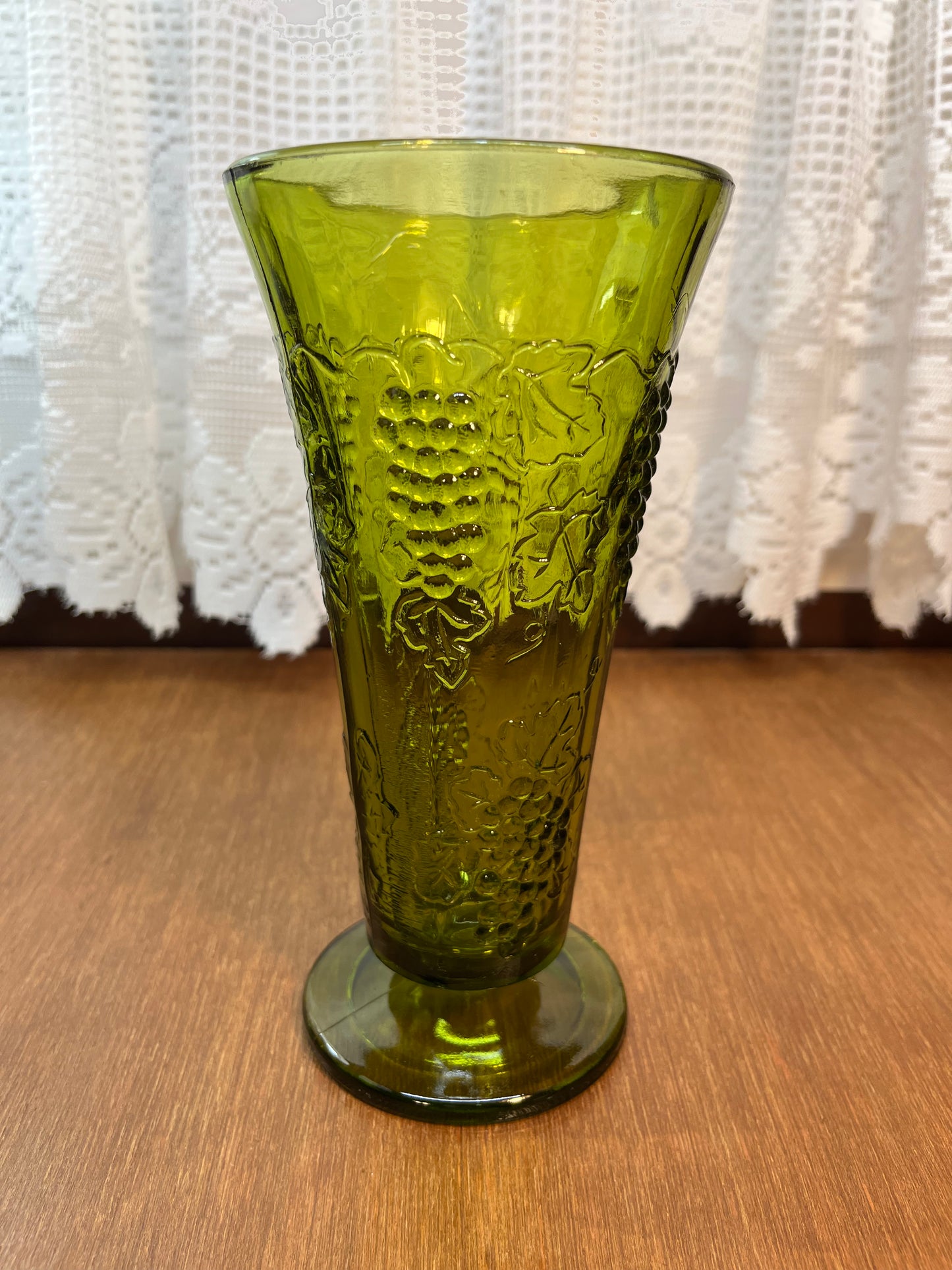Vintage Indiana Colony Green Glass Grape Pattern Footed Vase
