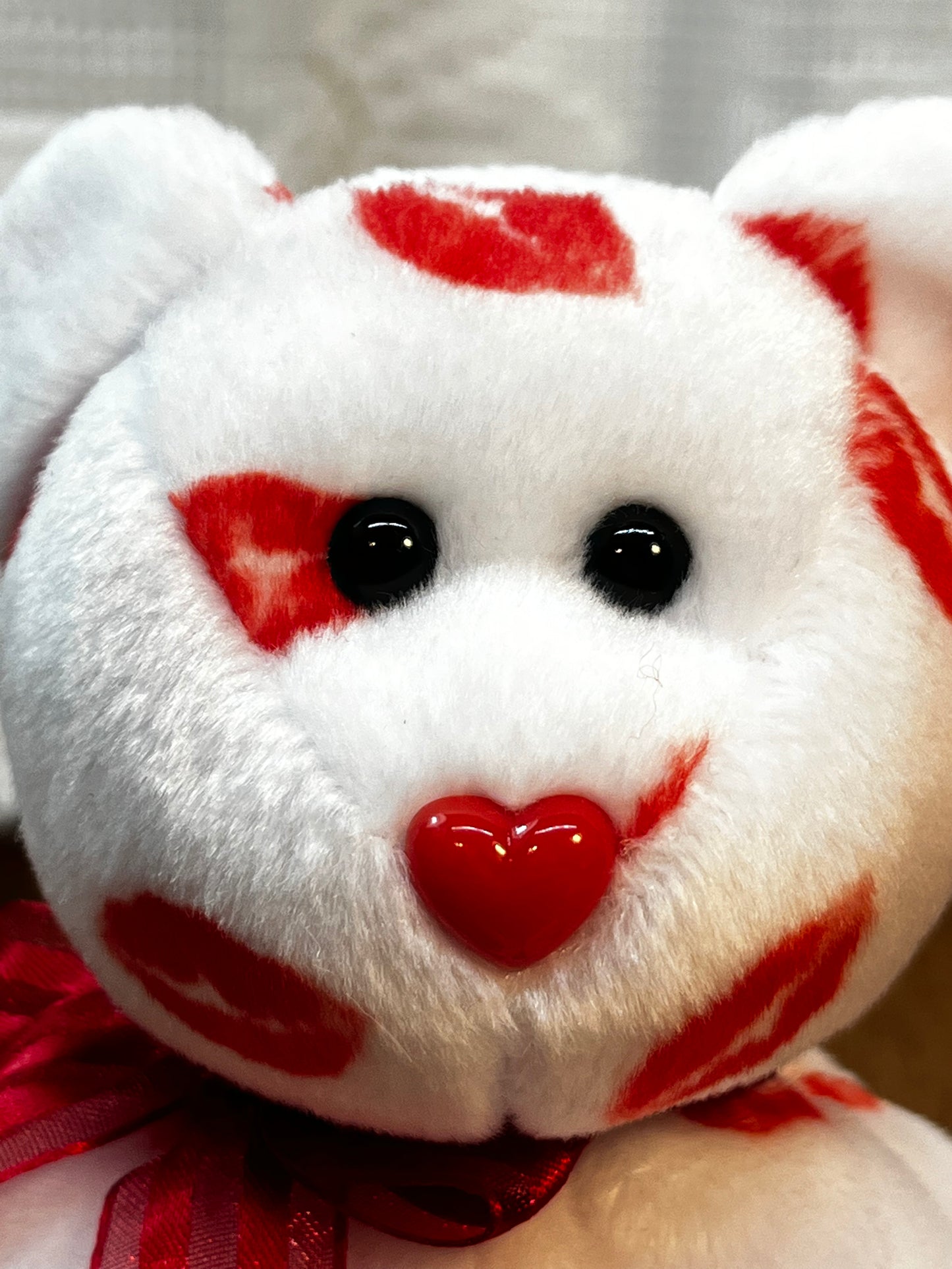 2000 Smooch TY Beanie Baby