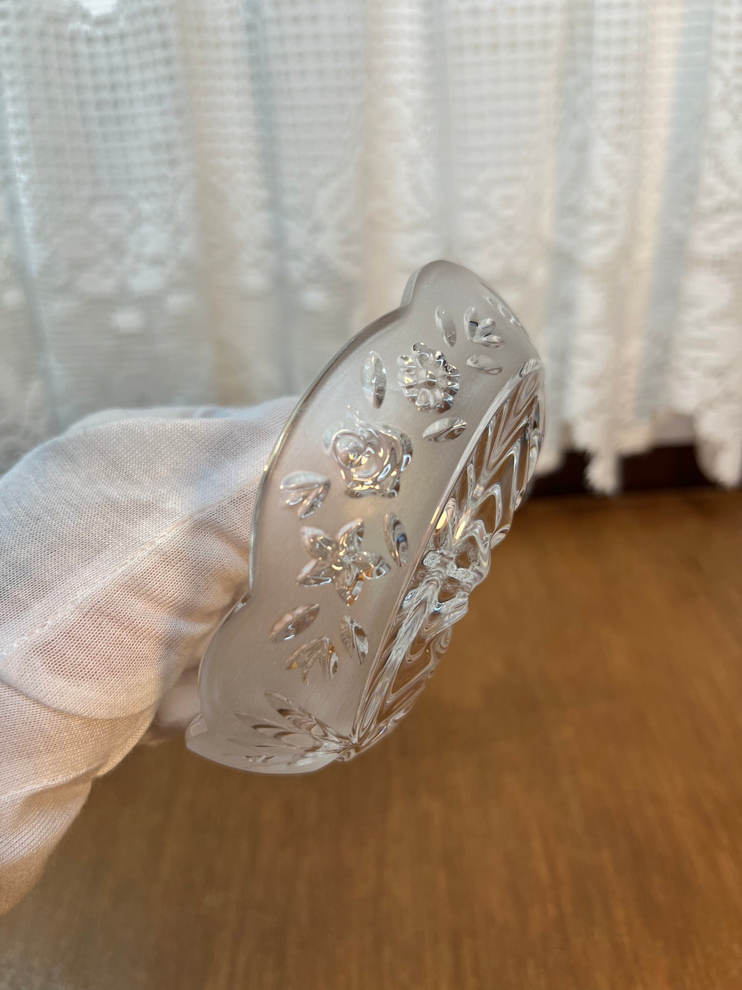 Vintage Floral Frosted Ring Holder