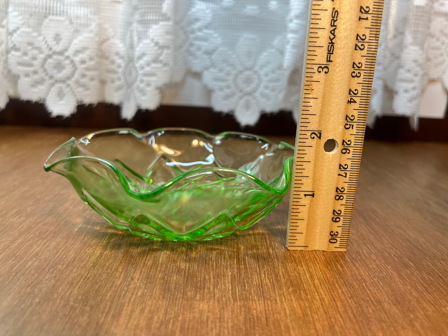 Vintage Small Uranium Hazel Atlas Ruffle Top Glass Trinket Dish