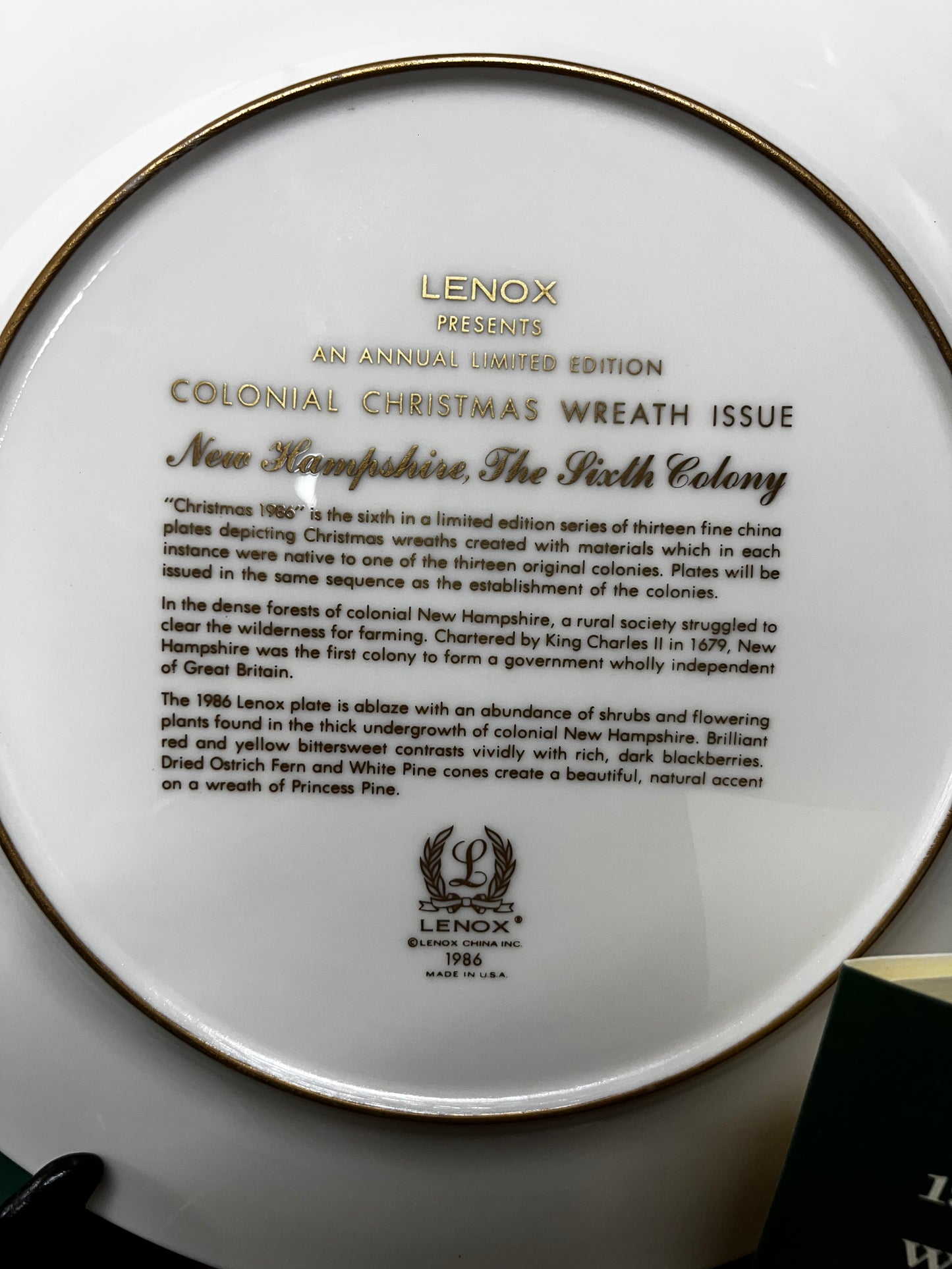 Vintage Limited Edition Lenox Colonial Christmas Wreath Series 1986 Decorative Plate