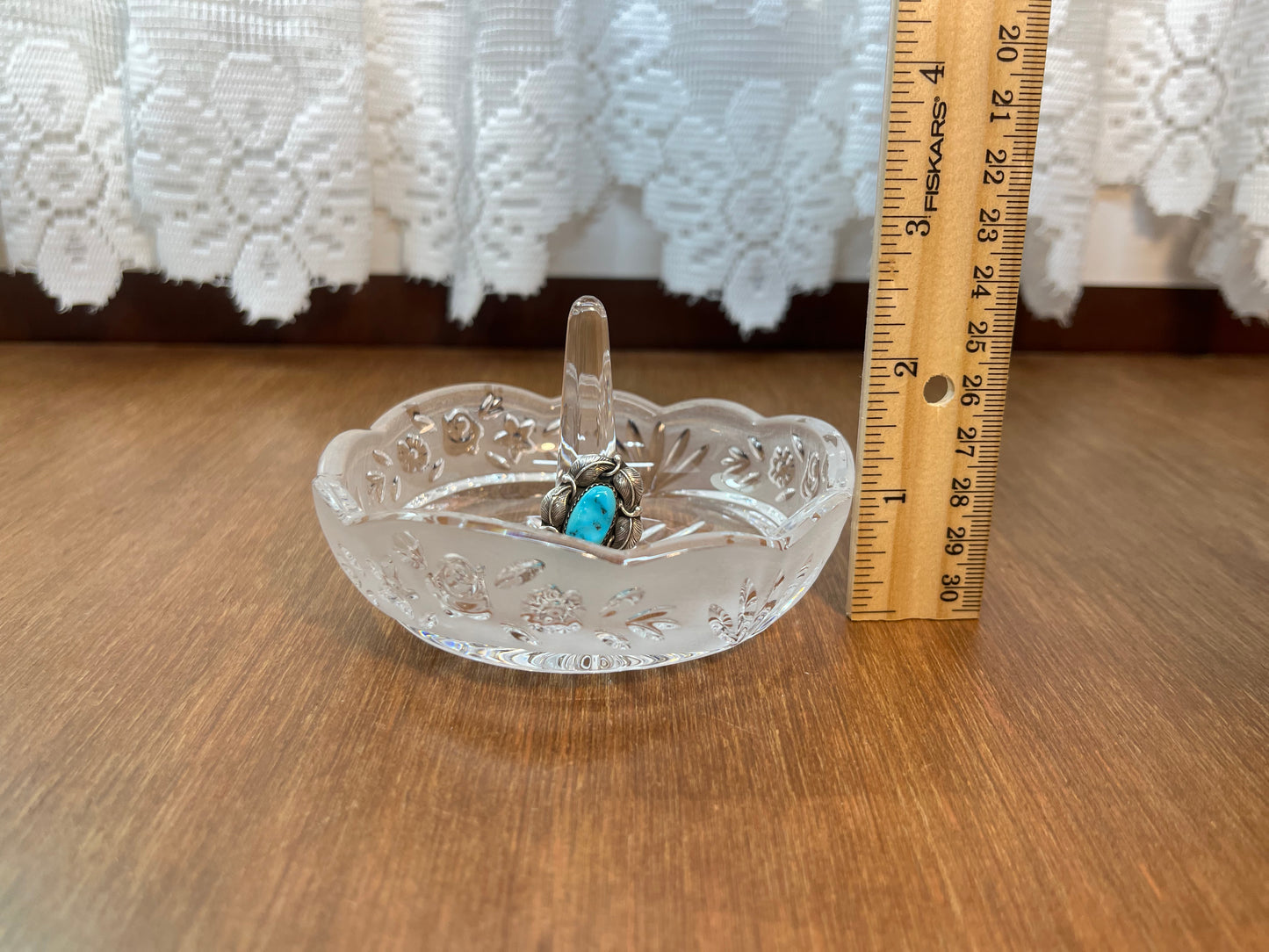 Vintage Floral Frosted Ring Holder