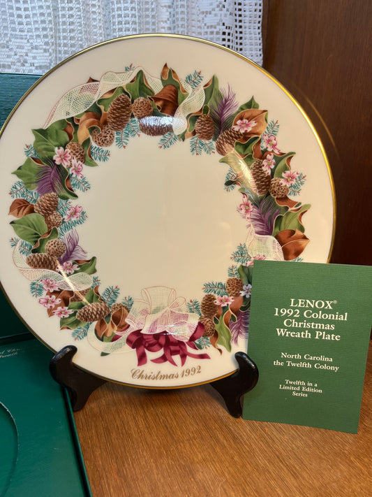 Vintage Collectible Colonial Christmas Wreath Series Lenox 1992 Decorative Plate