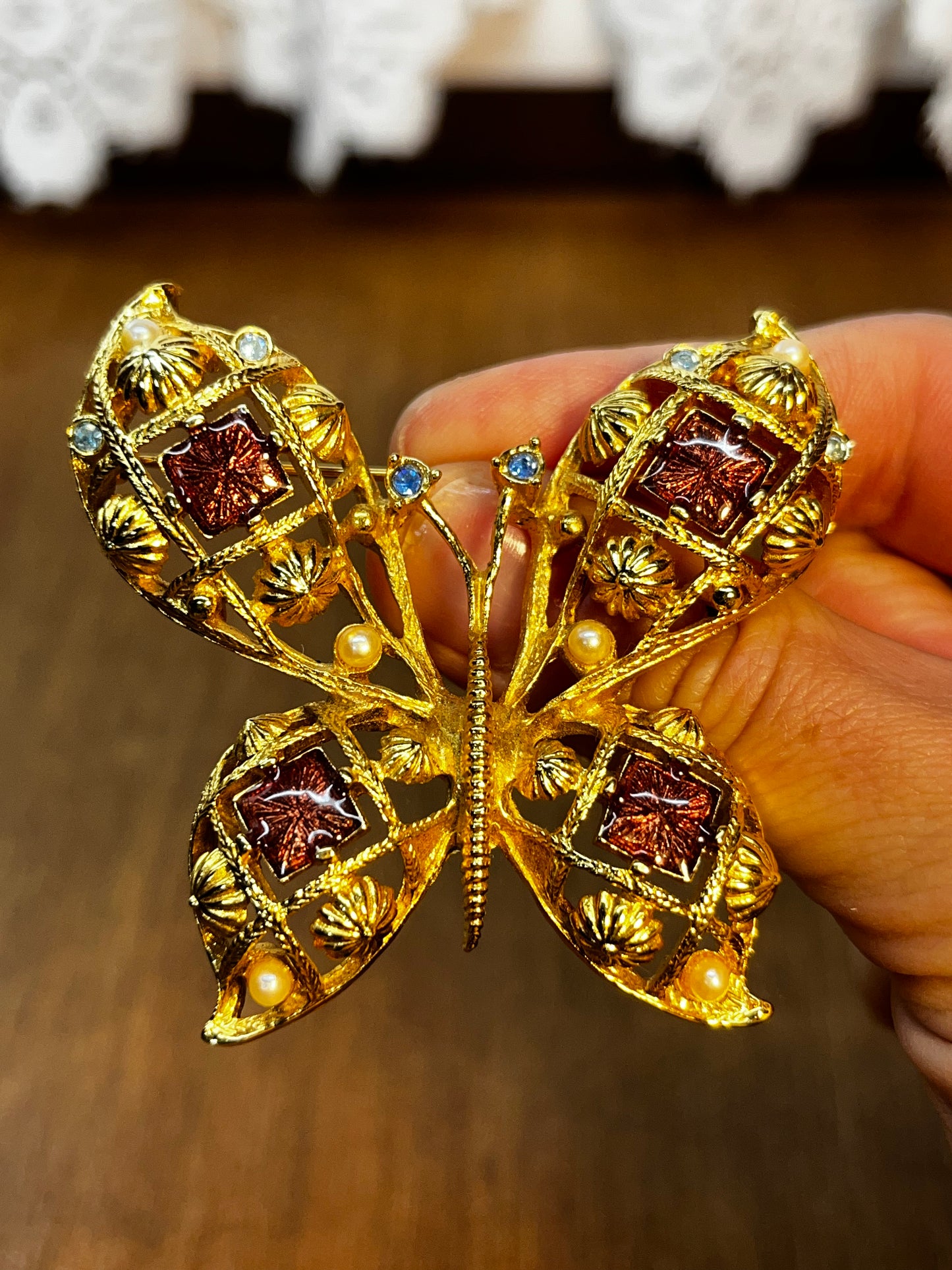 Vintage 1990’s Gold Tone & Pearl Avon Butterfly Brooch