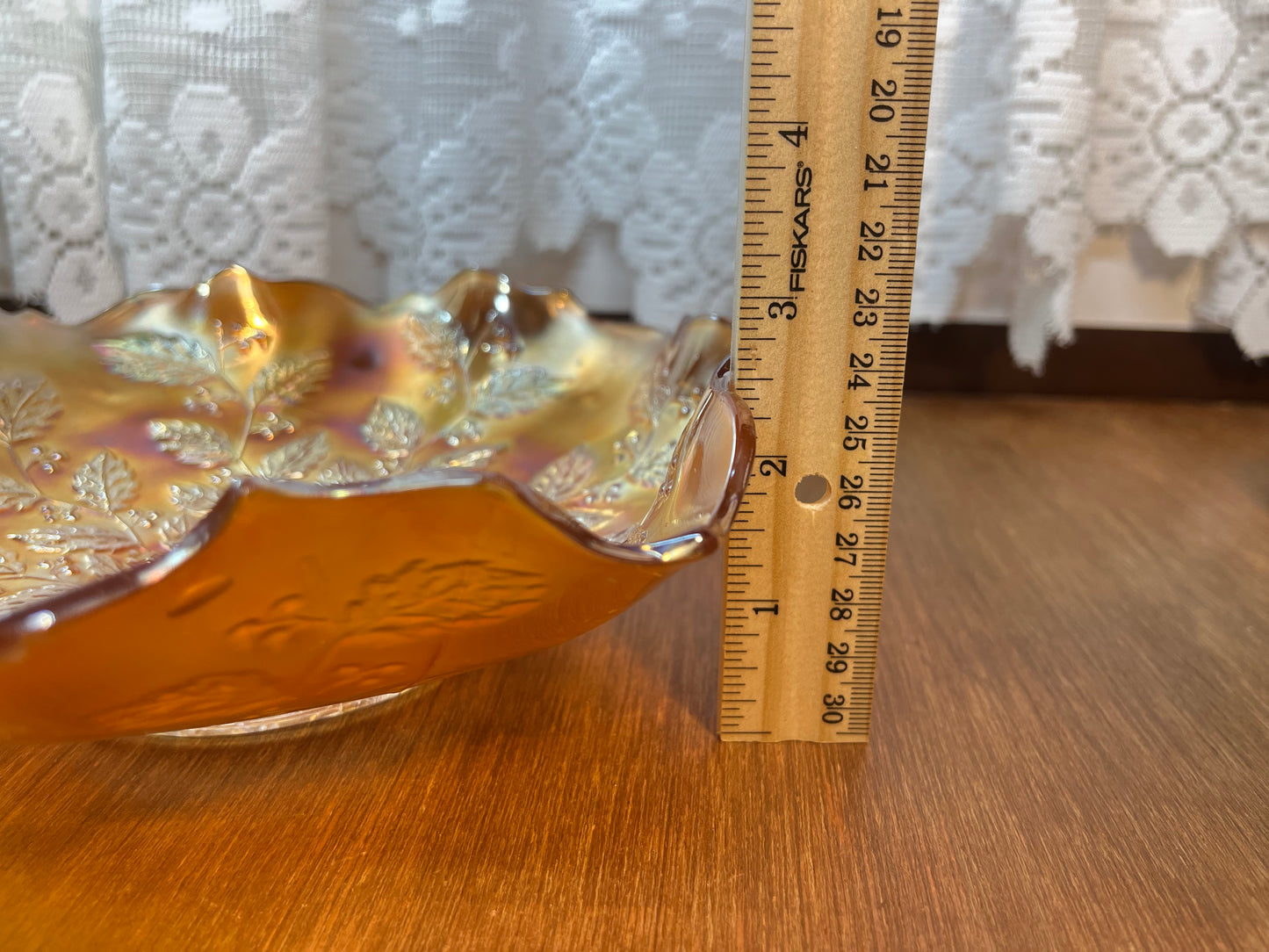 Vintage Carmel Holly And Berry Fenton Carnival Glass Iridescent Ruffle Top Bowl