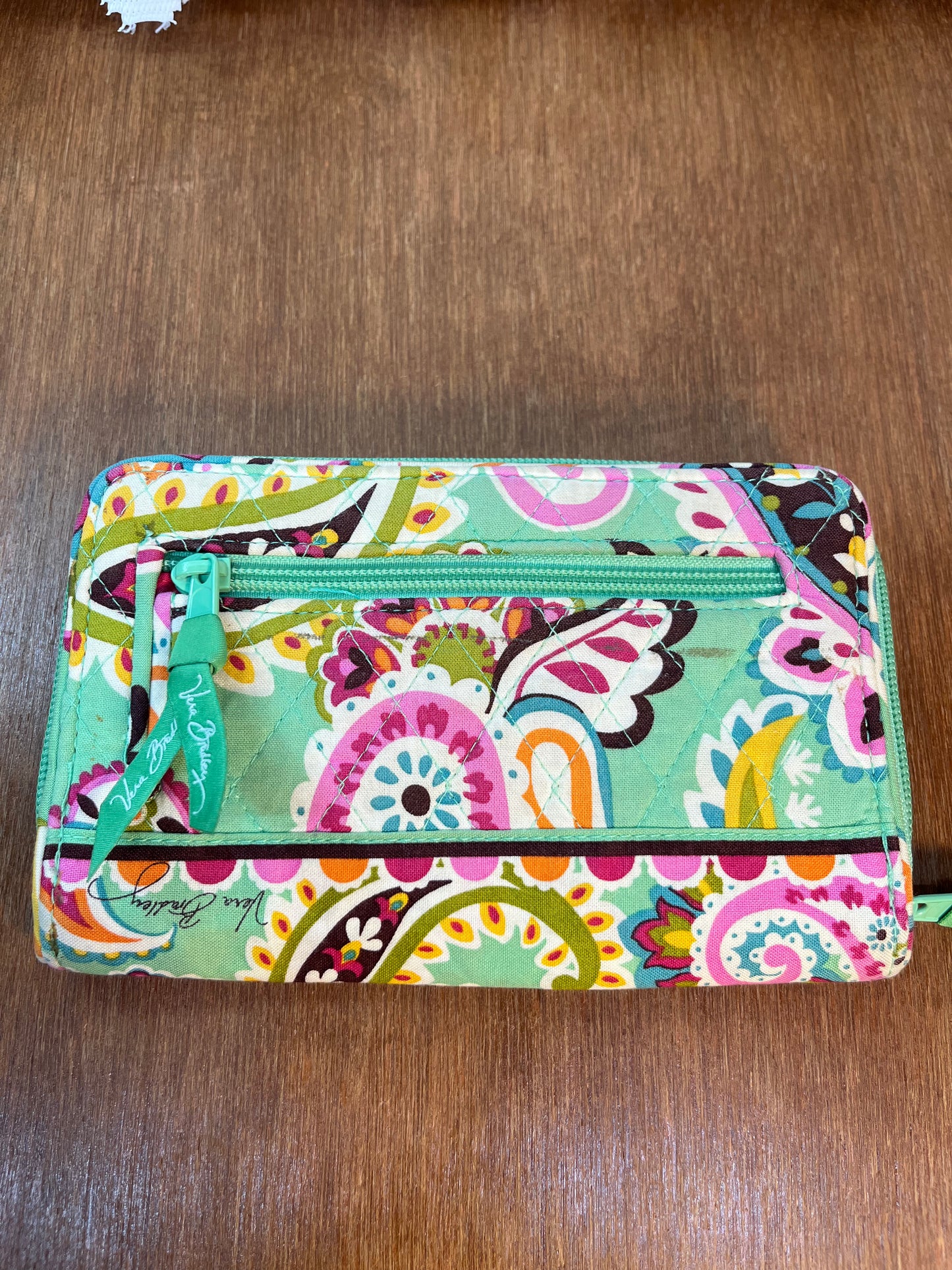 Light Green Quilted Floral Pattern Purse & Wallet