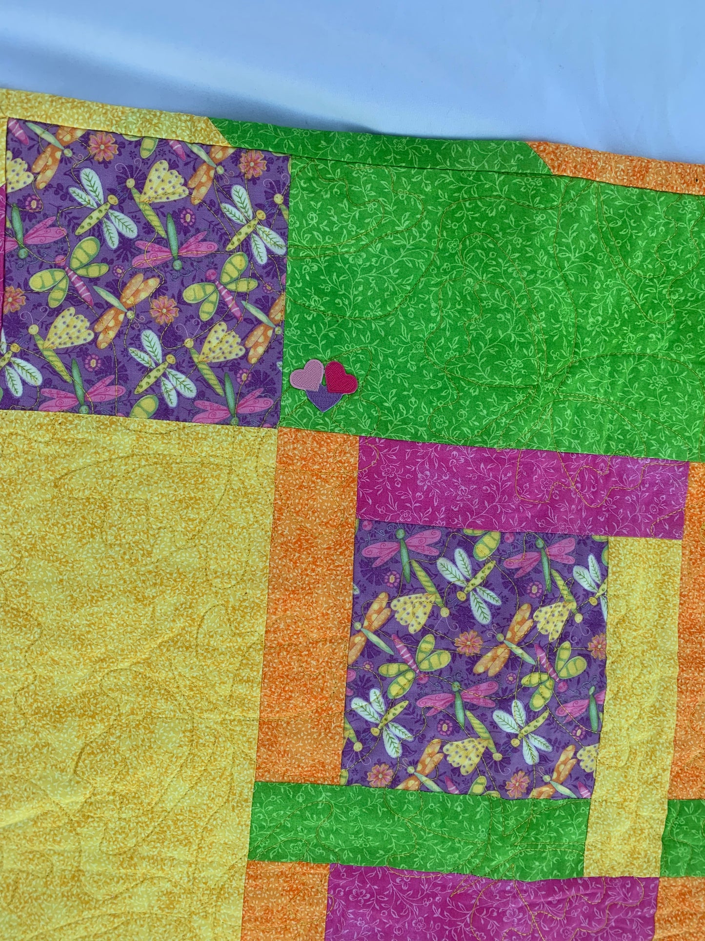 Colorful Handmade/Machine Sewn Dragonfly Quilt