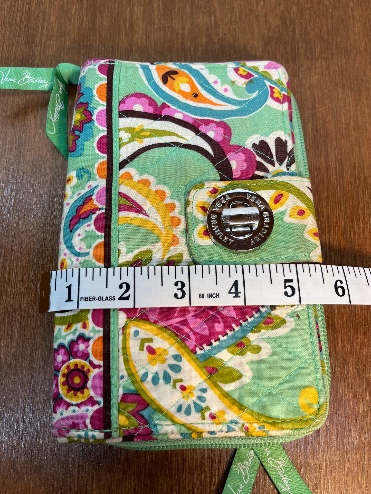 Light Green Quilted Floral Pattern Purse & Wallet