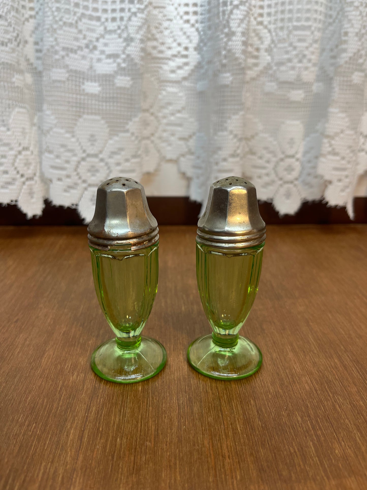 Vintage Uranium Glass Hazel Atlas Salt And Pepper Shaker Set